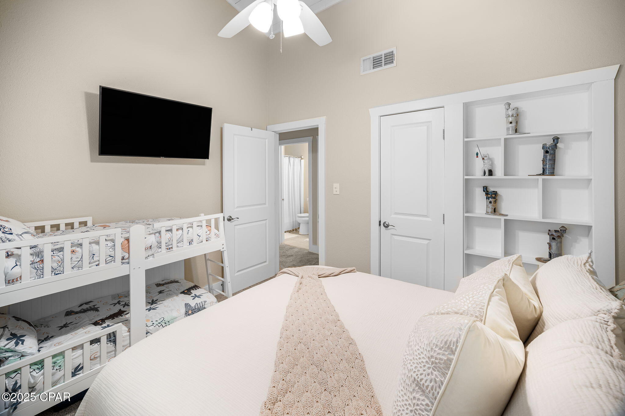 Image 31 For 22400 Front Beach Road  6