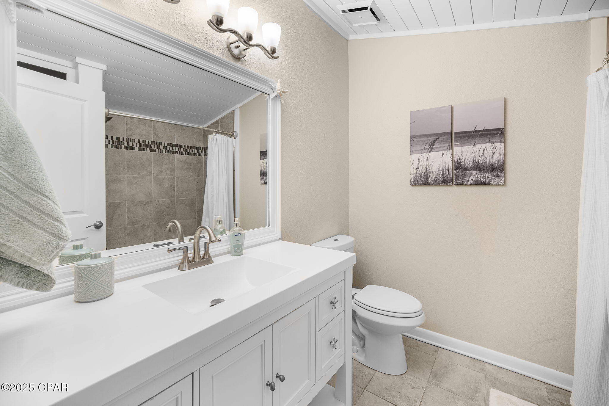 Image 34 For 22400 Front Beach Road  6