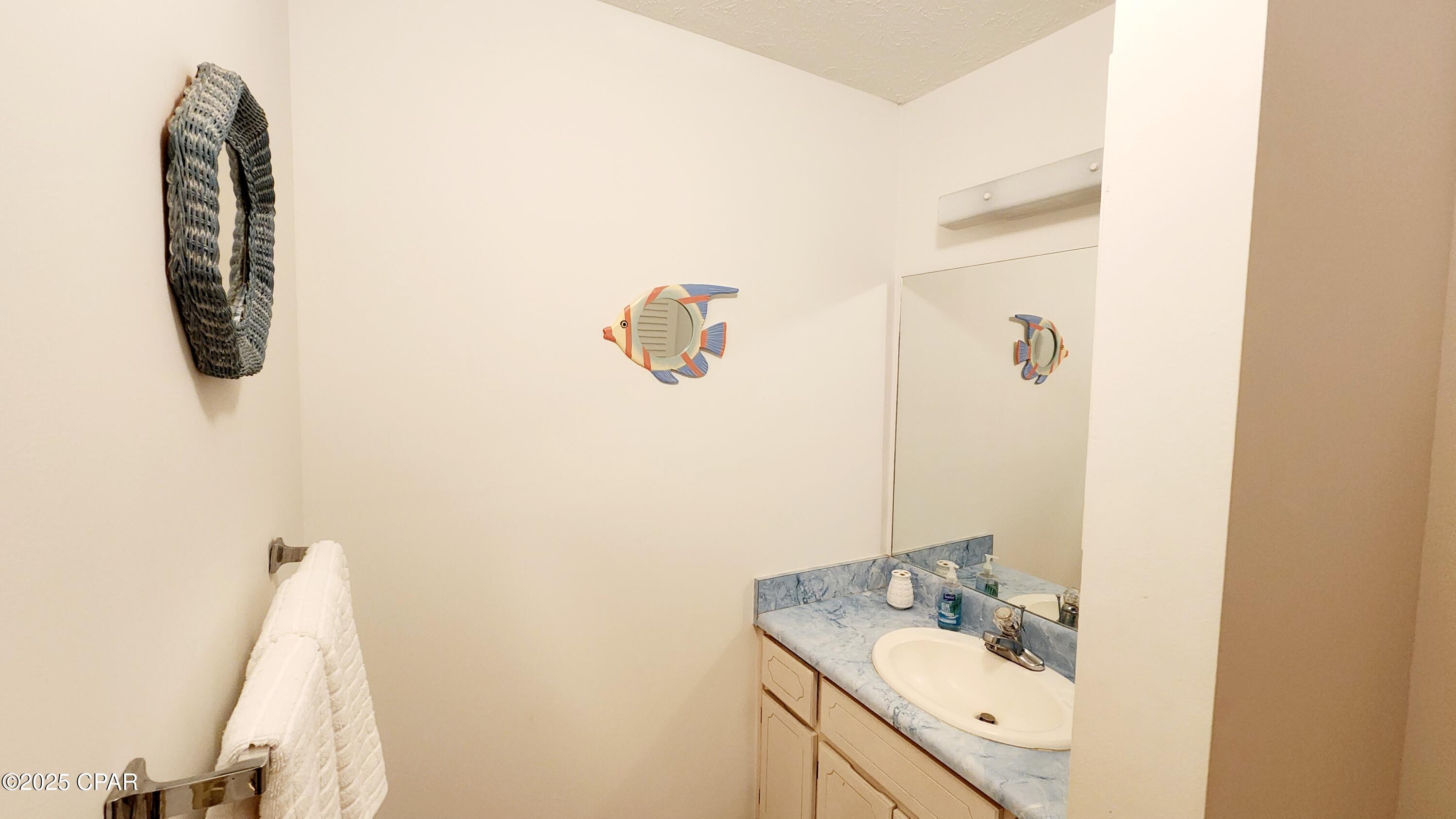 Image 18 For 225 Saint Katherine Boulevard