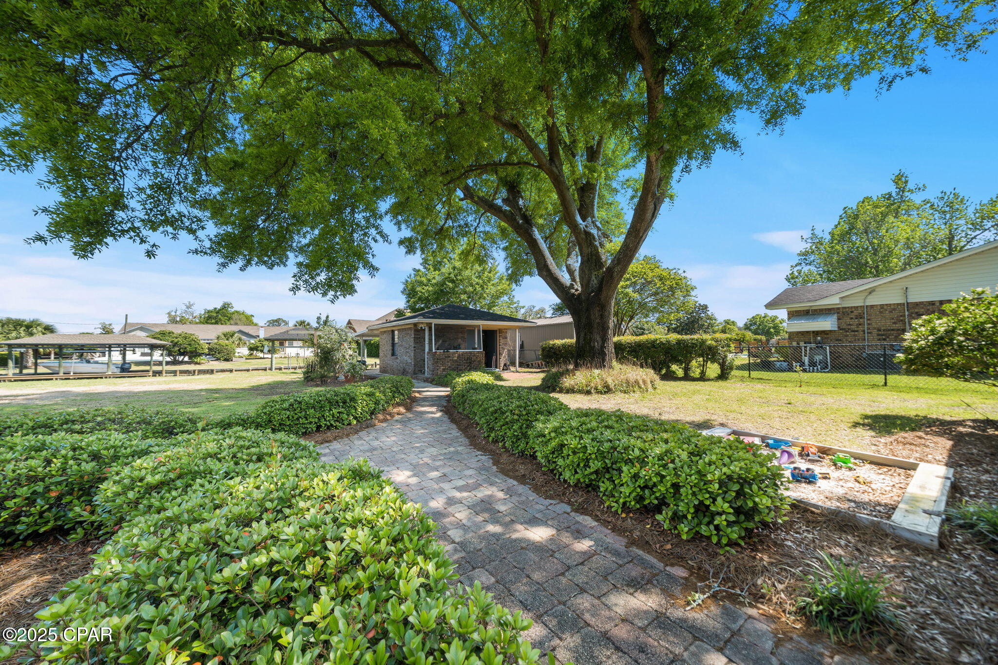 Image 13 For 138 Queens Circle