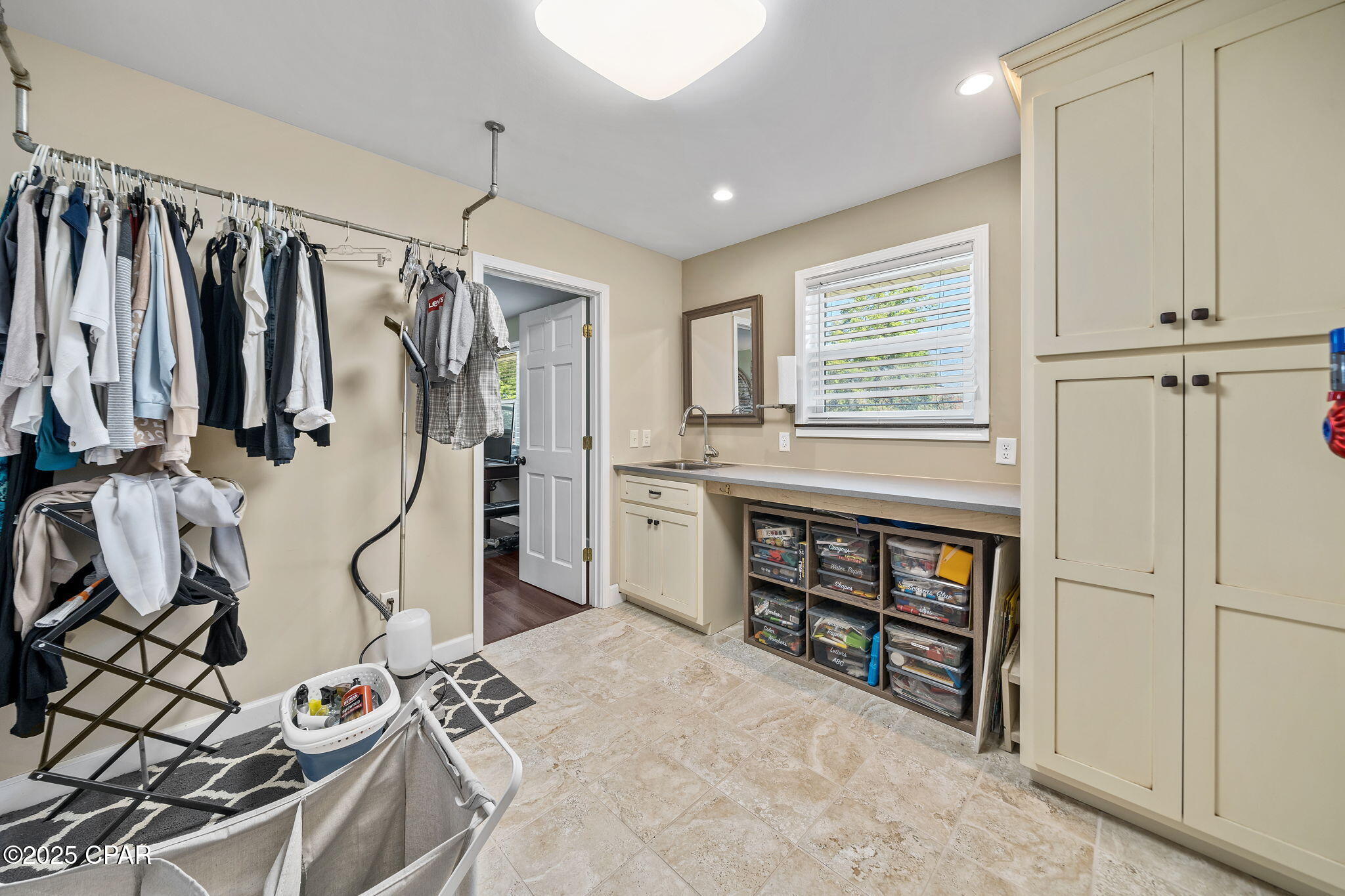 Image 29 For 138 Queens Circle