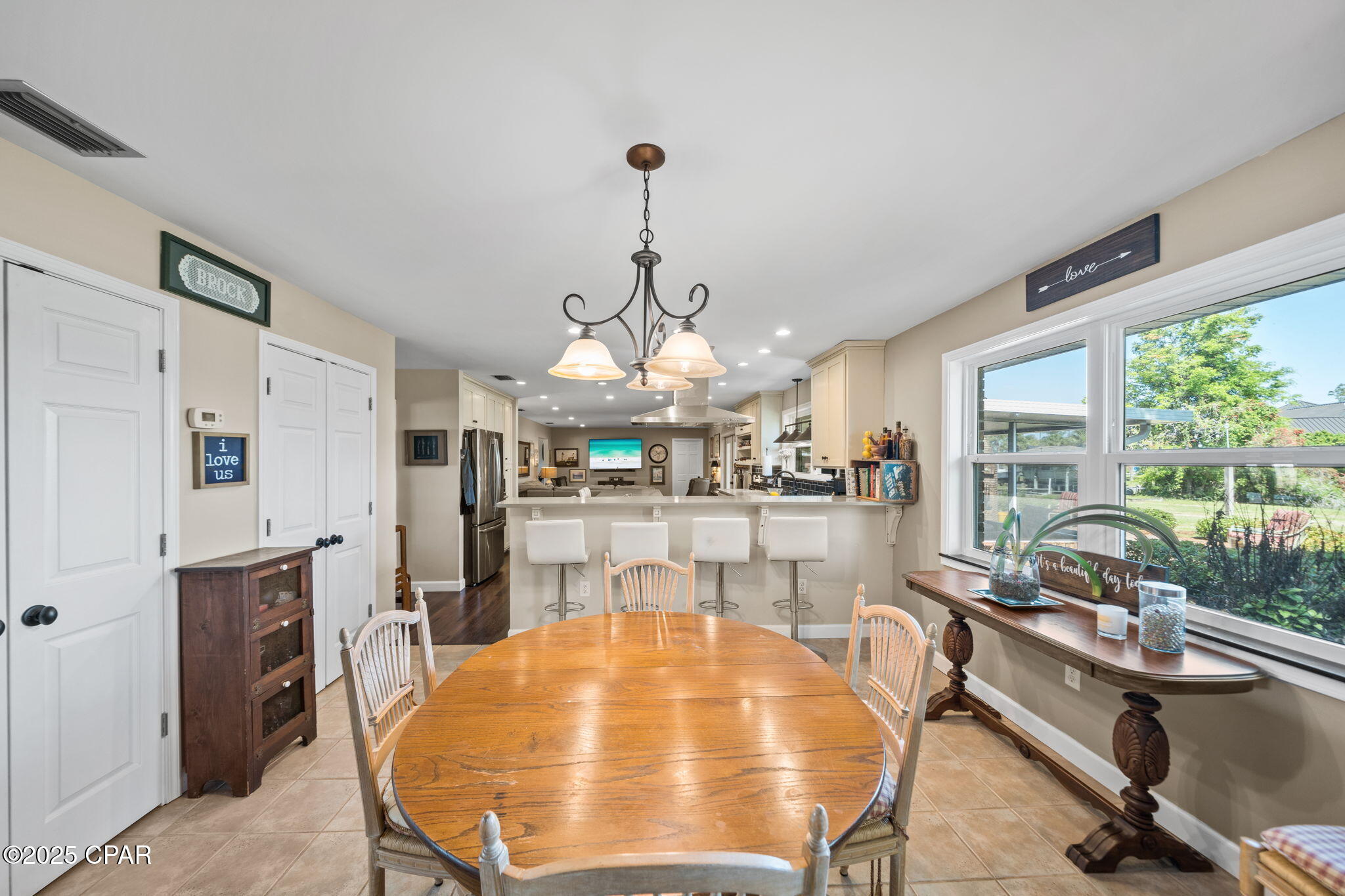 Image 36 For 138 Queens Circle