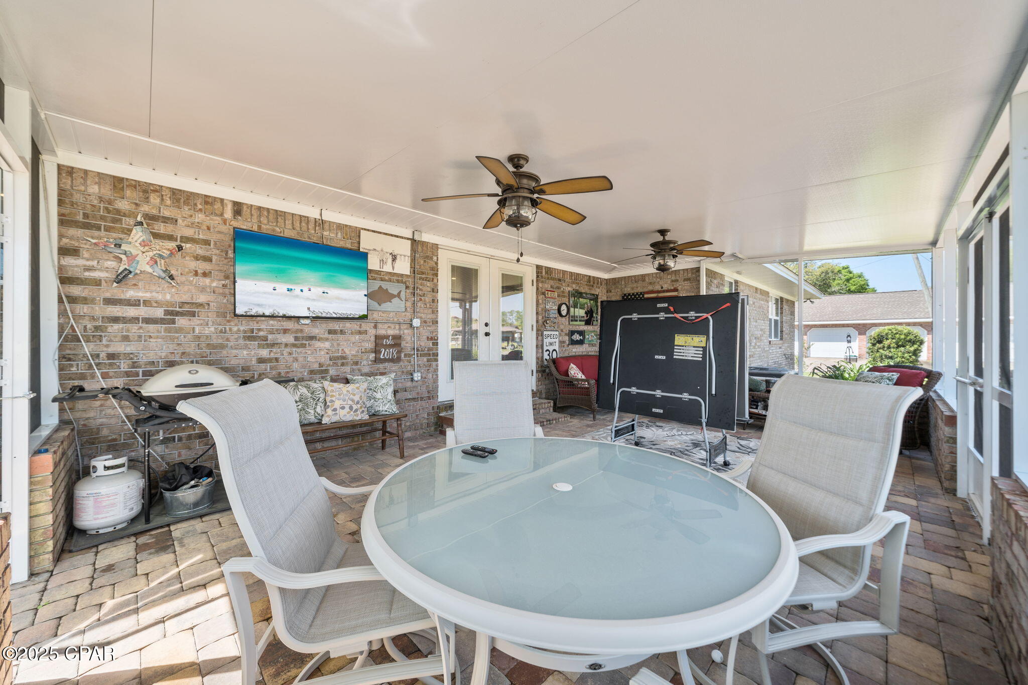 Image 44 For 138 Queens Circle