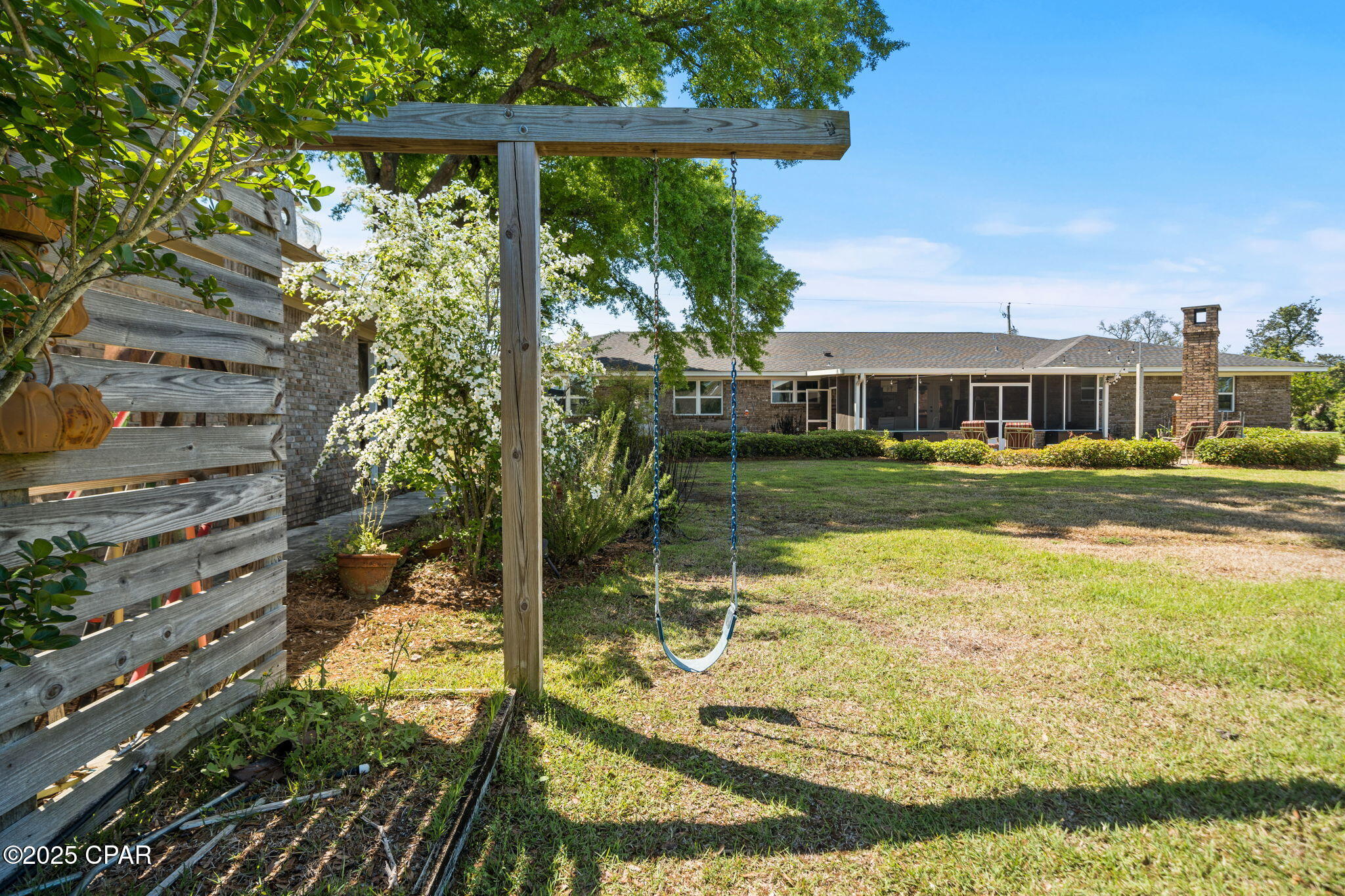 Image 48 For 138 Queens Circle