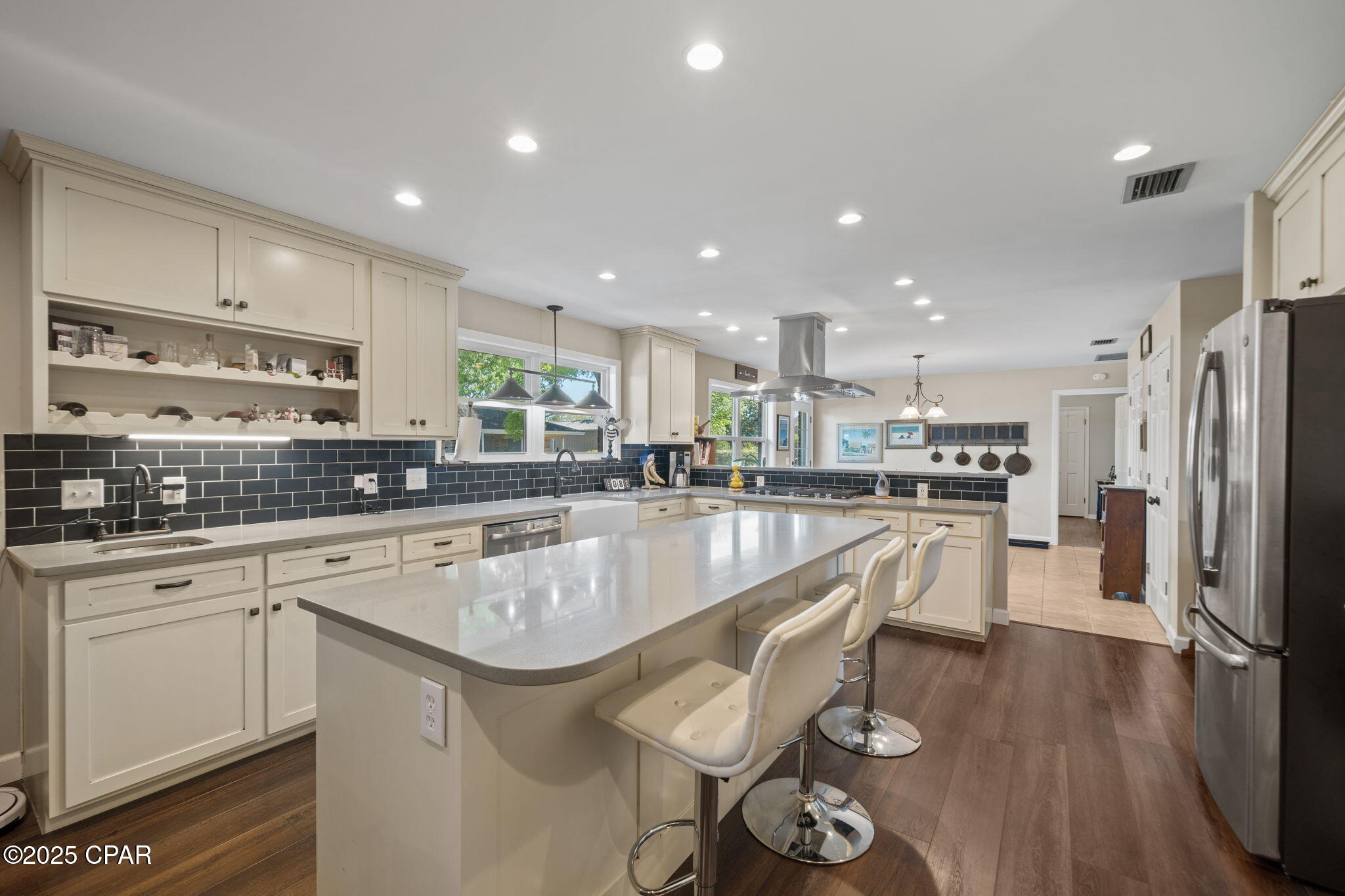 Image 6 For 138 Queens Circle