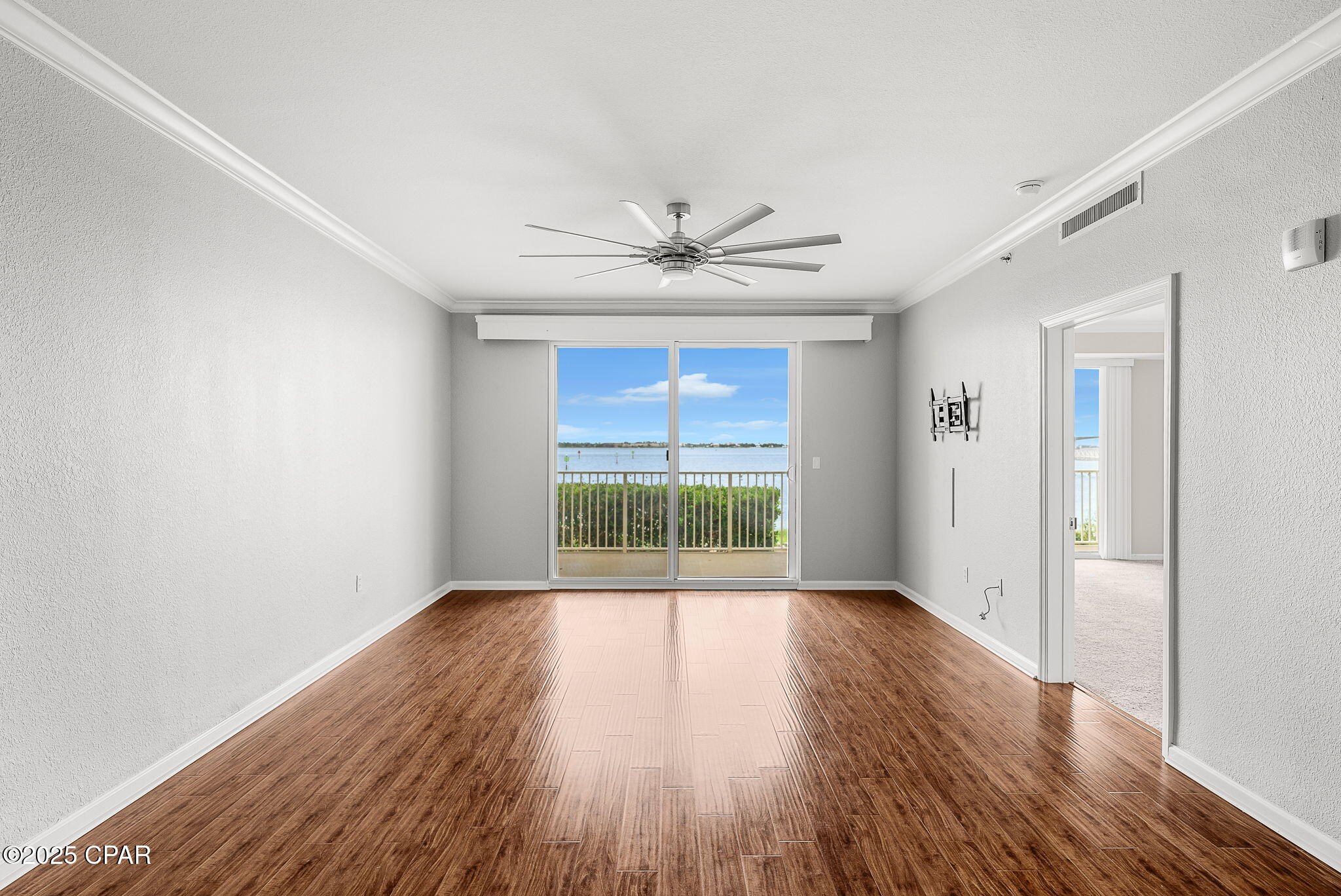 Image 3 For 6500 Bridge Water Way 105