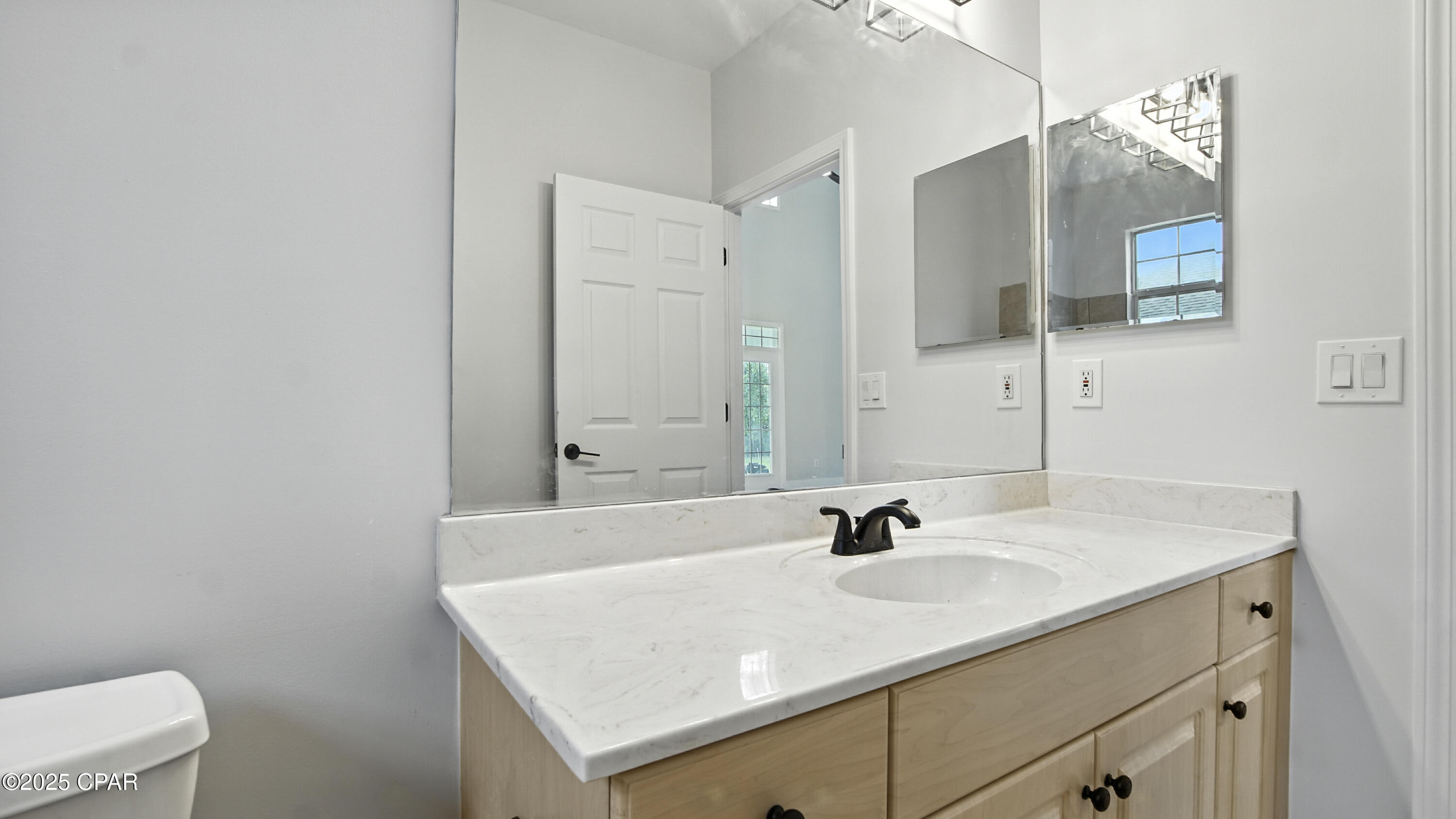 Image 20 For 112 Cottonwood Circle