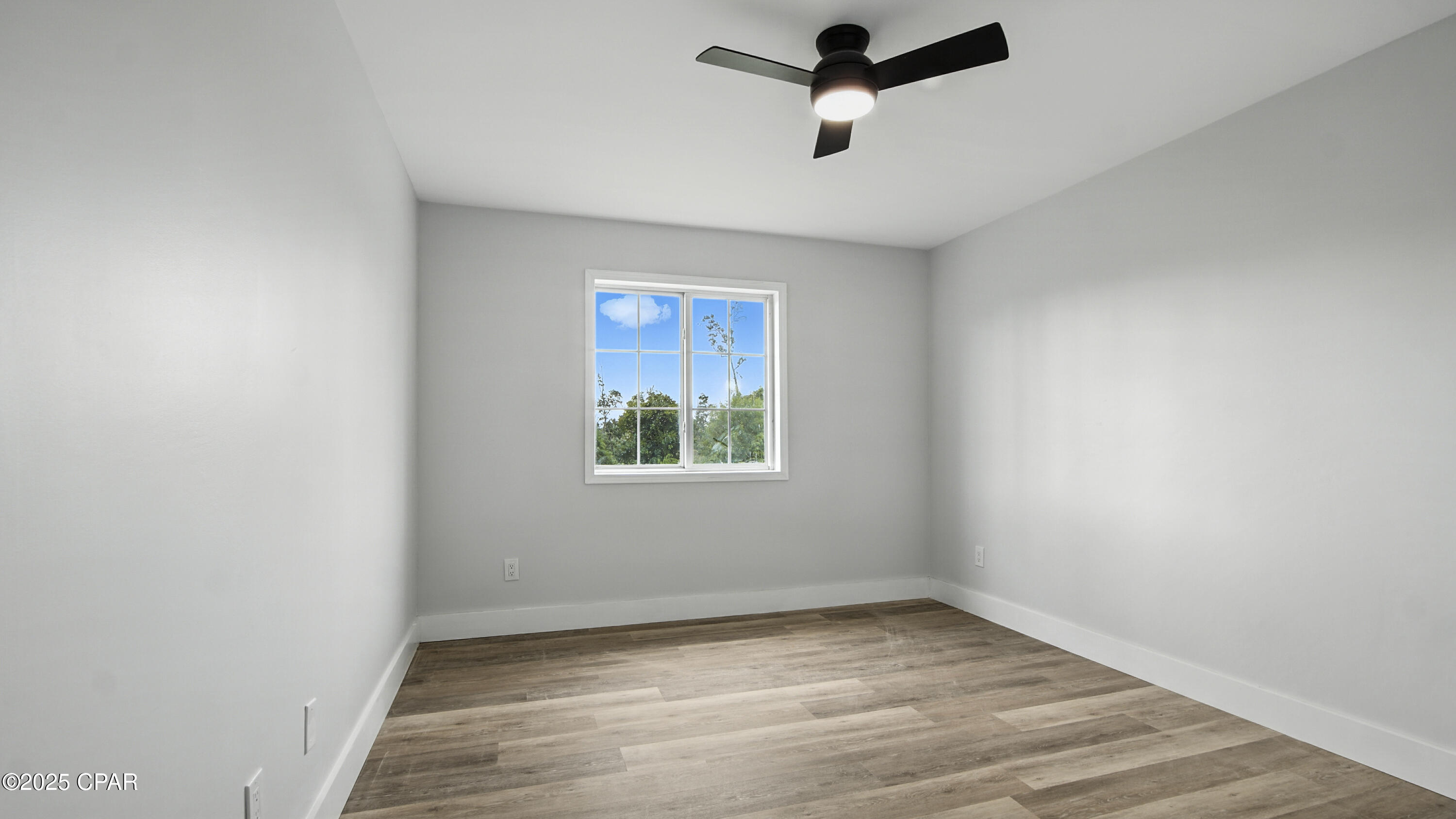 Image 27 For 112 Cottonwood Circle