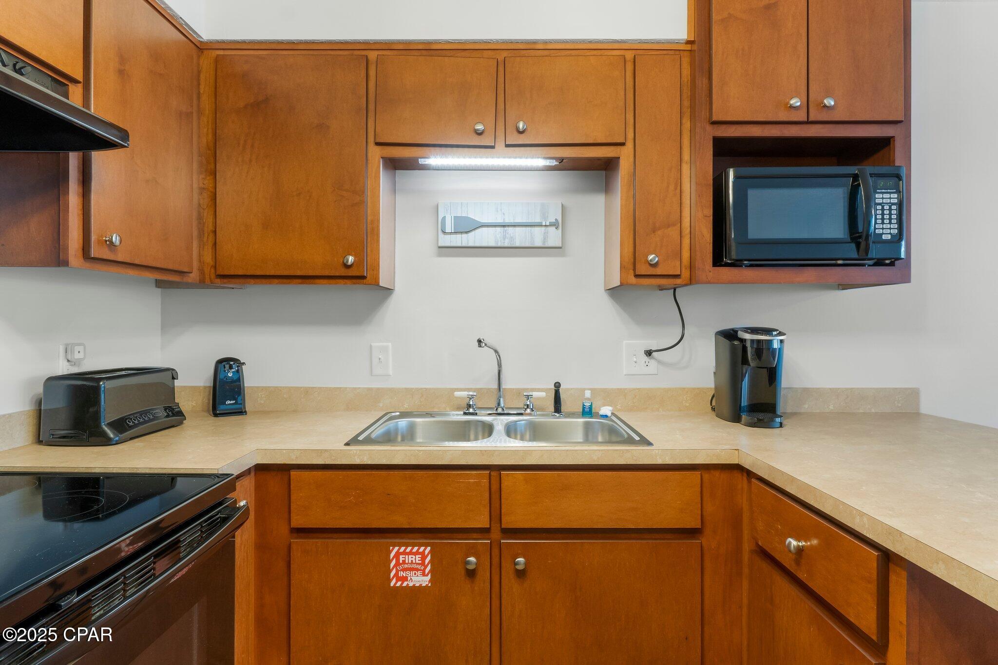 Image 9 For 17670 Front Beach Road D3