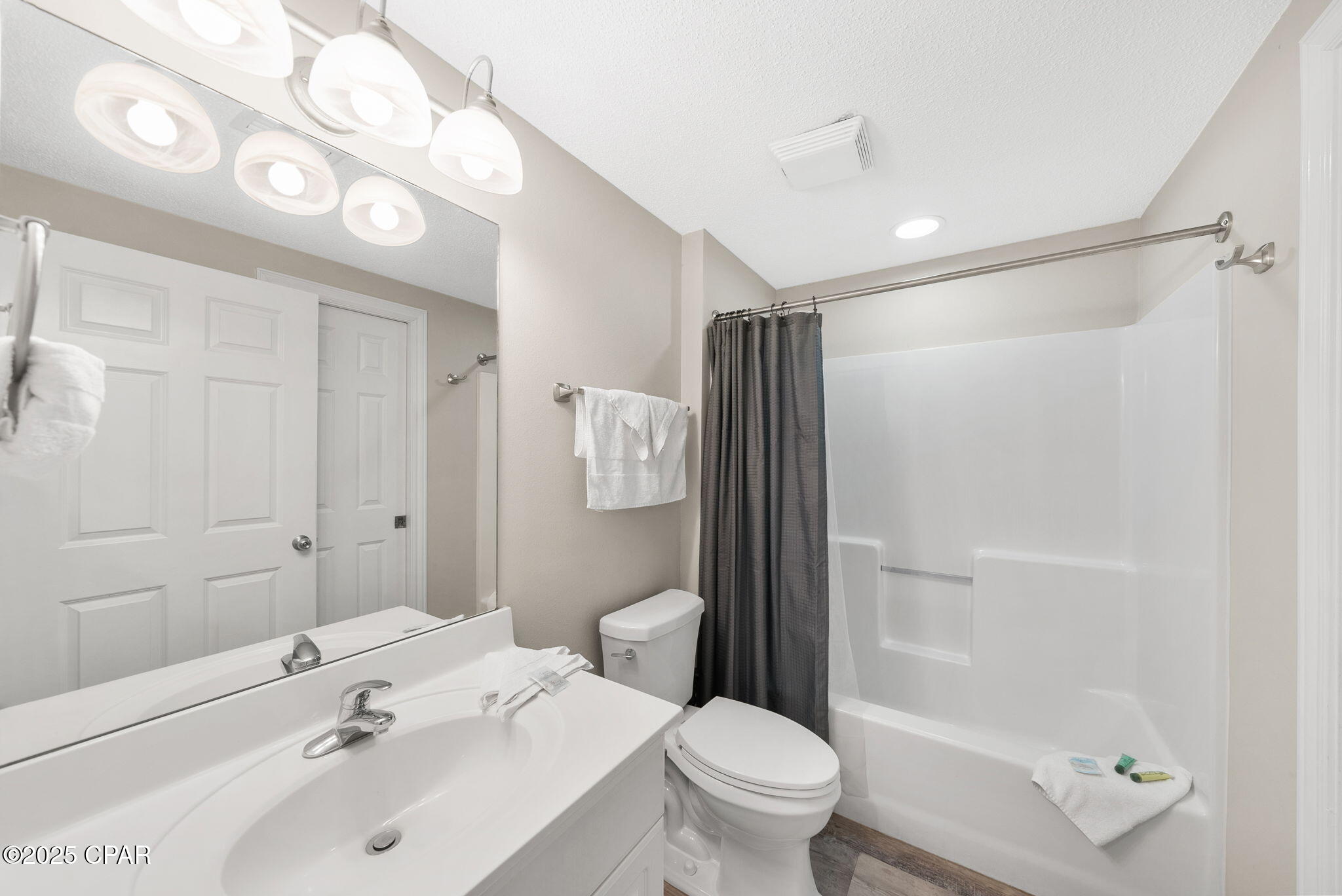 Image 20 For 10811 Front Beach  1503