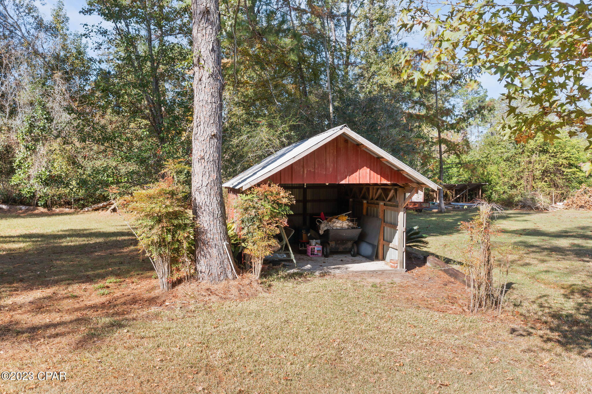 Image 32 For 220 Highway 77