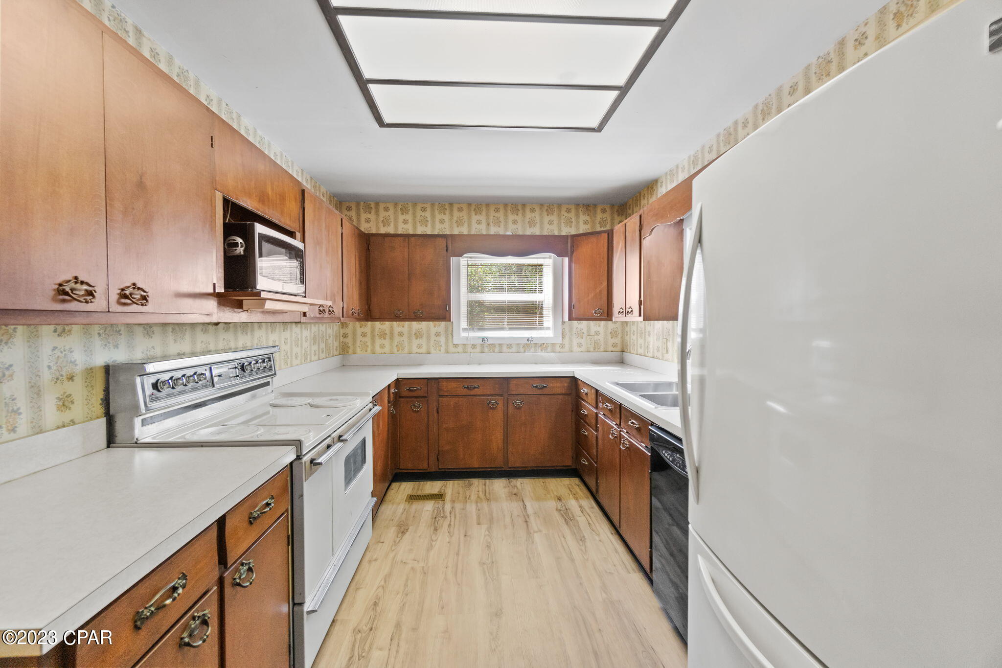 Image 9 For 220 Highway 77