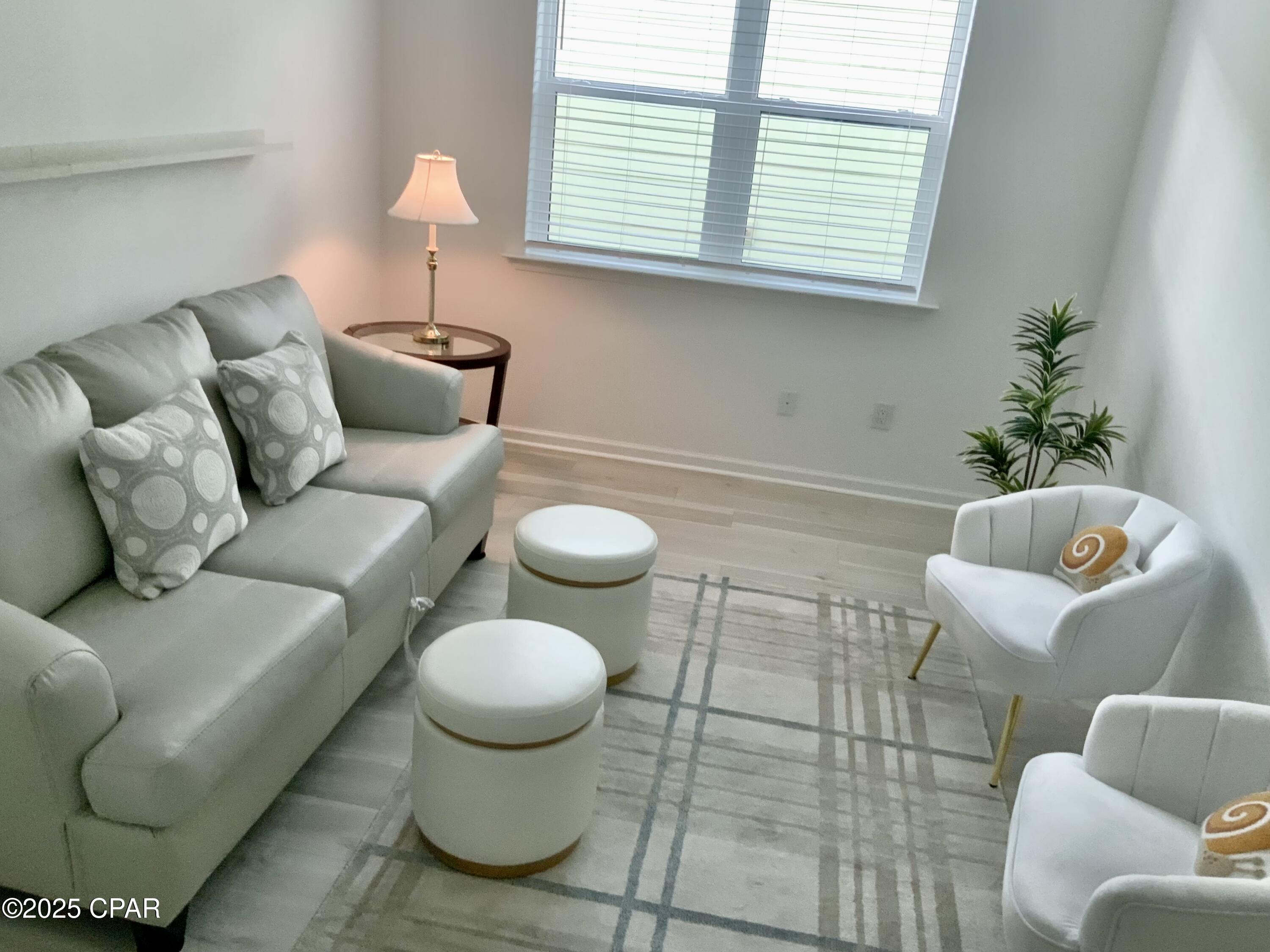 Image 11 For 8255 Landshark Boulevard