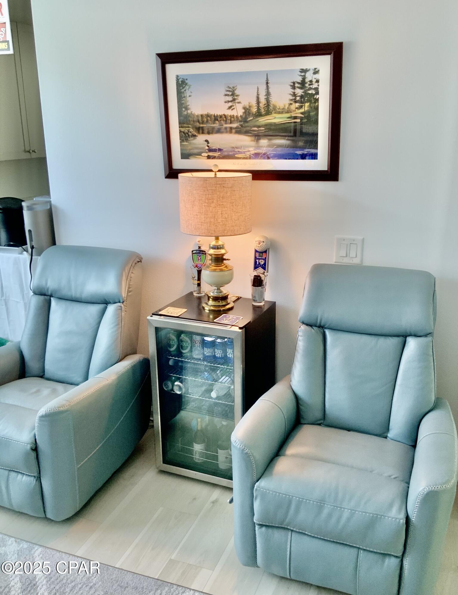 Image 19 For 8255 Landshark Boulevard