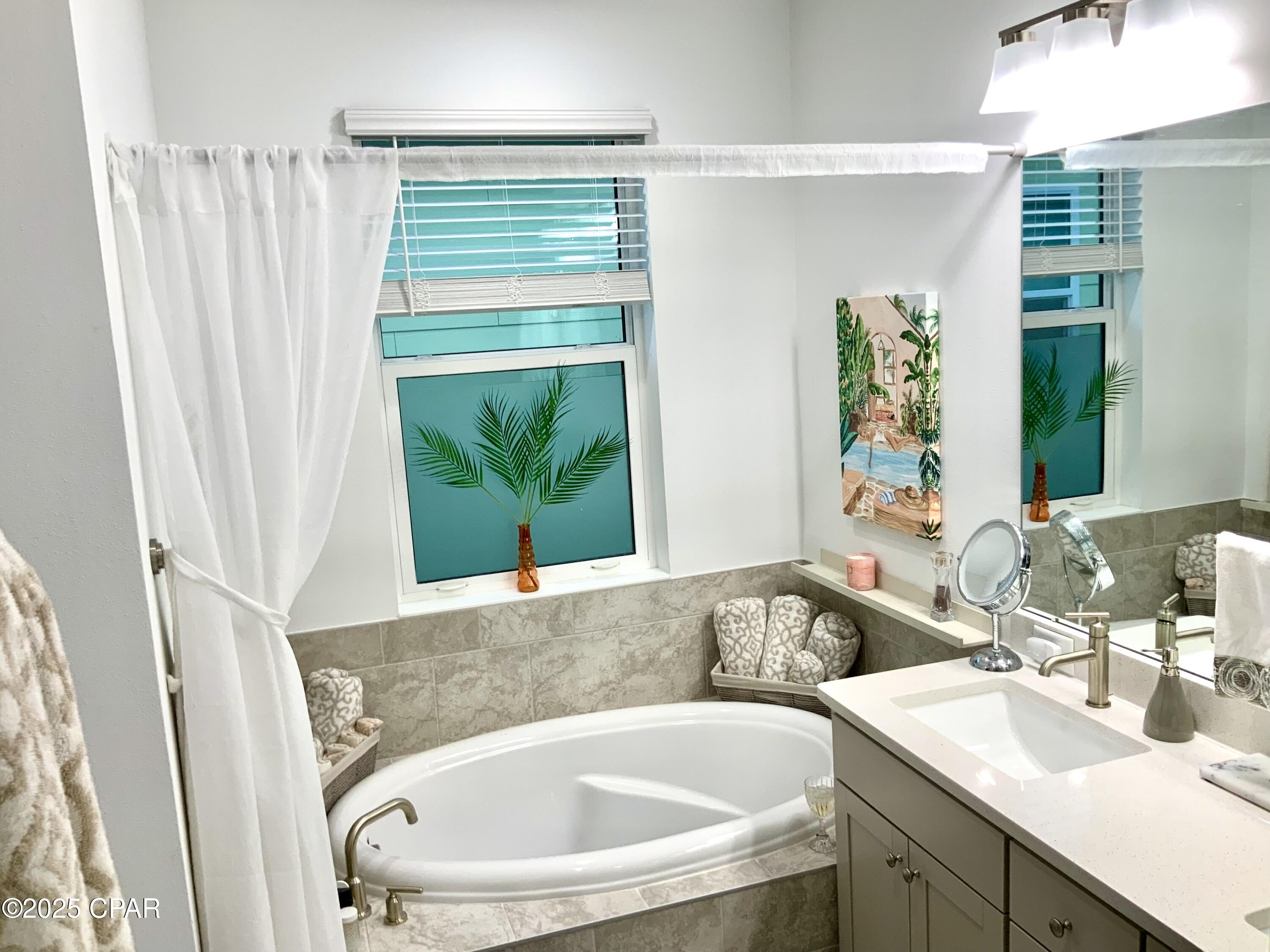 Image 22 For 8255 Landshark Boulevard