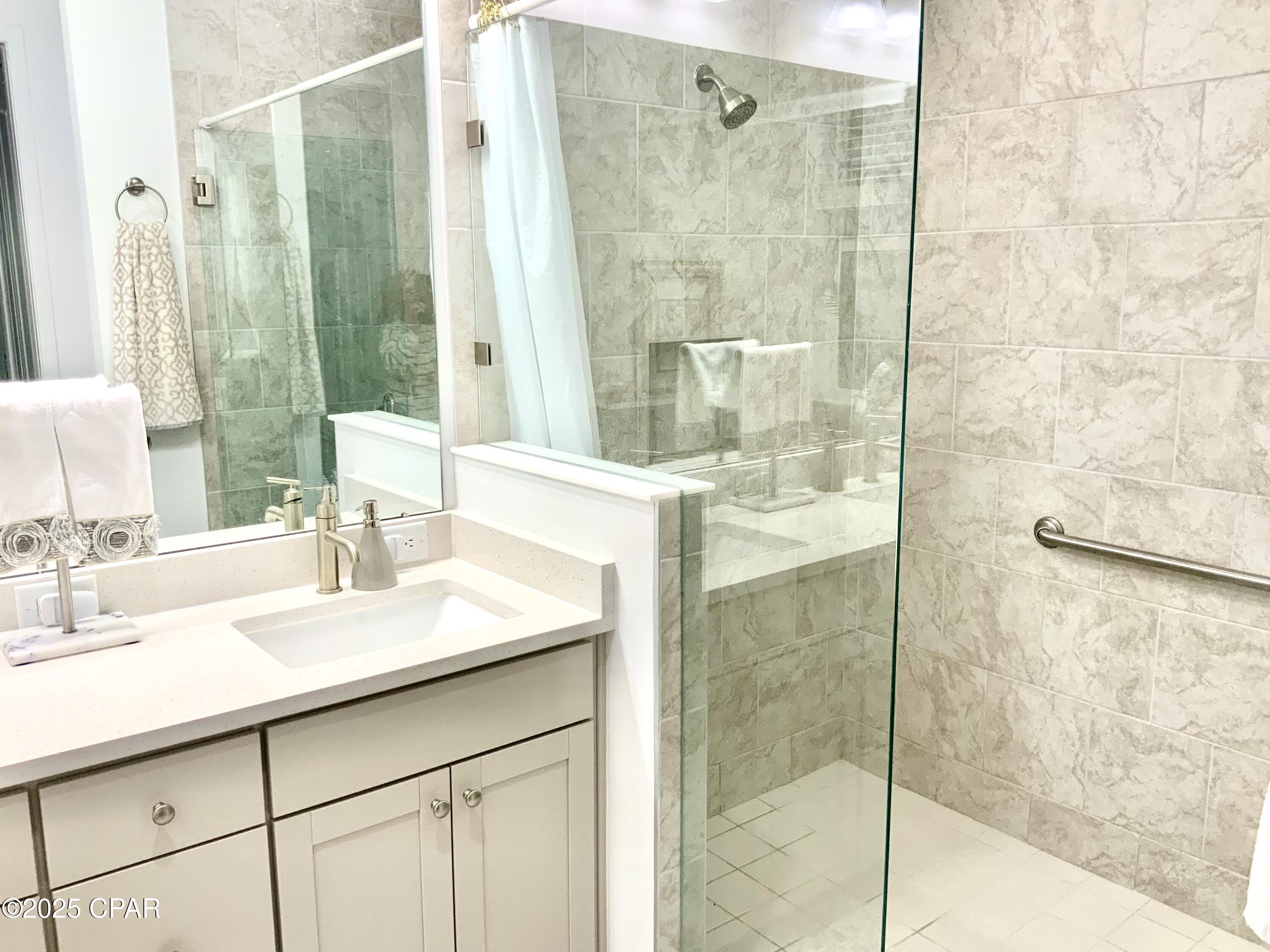 Image 24 For 8255 Landshark Boulevard