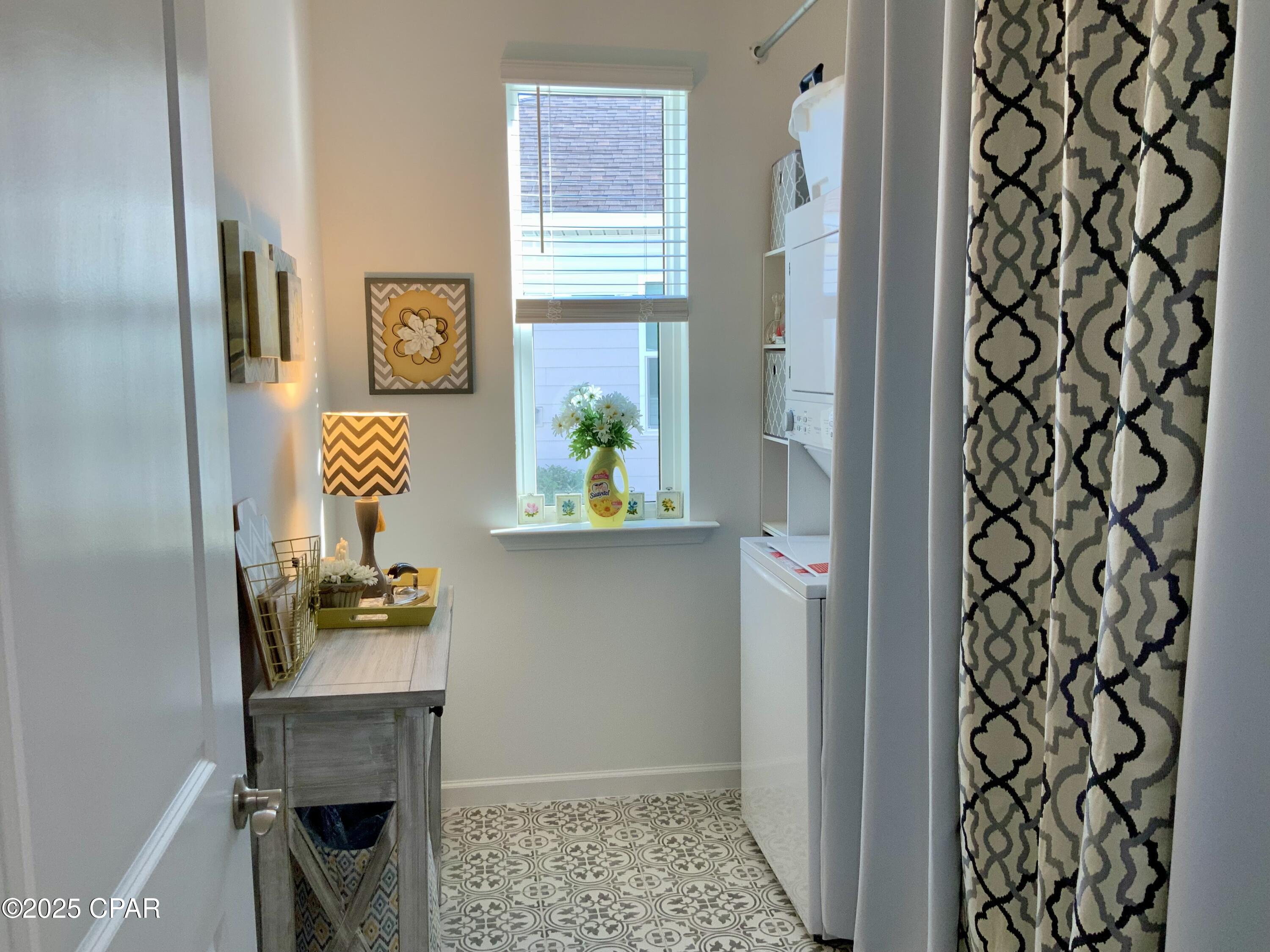 Image 25 For 8255 Landshark Boulevard