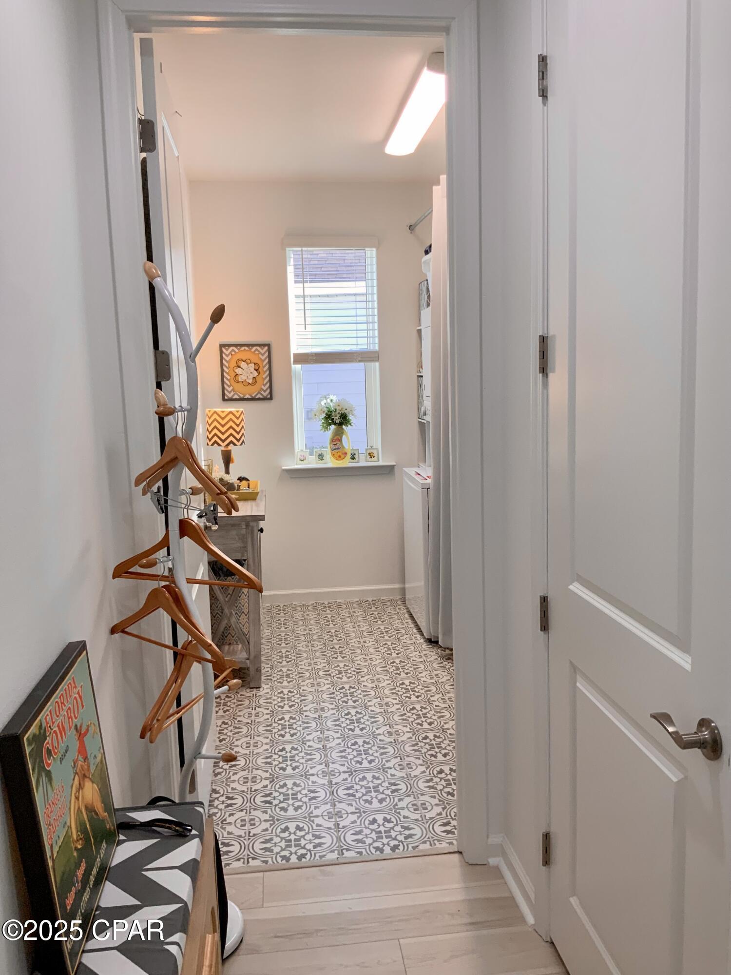 Image 25 For 8255 Landshark Boulevard