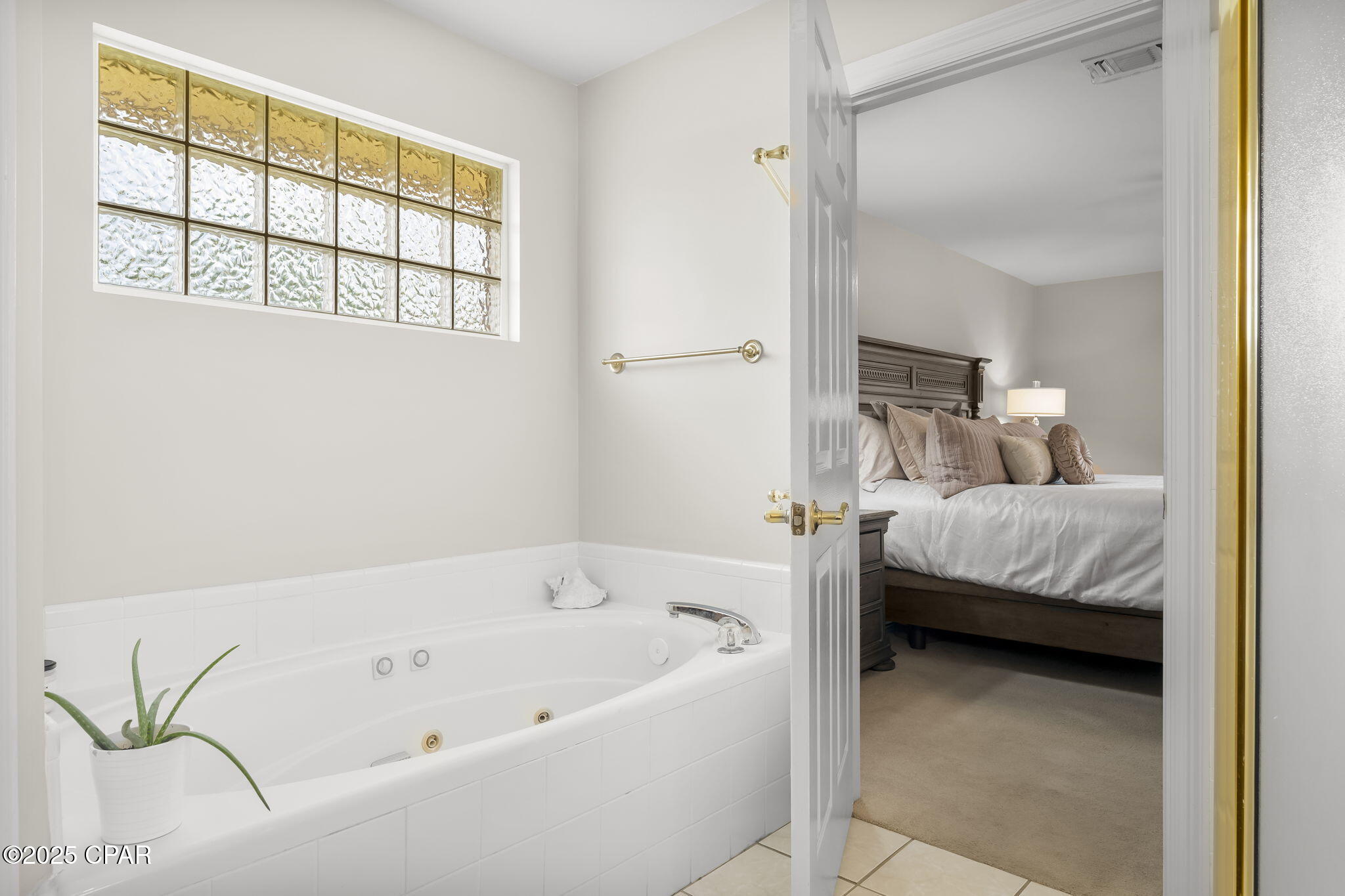 Image 33 For 501 Wood Trail