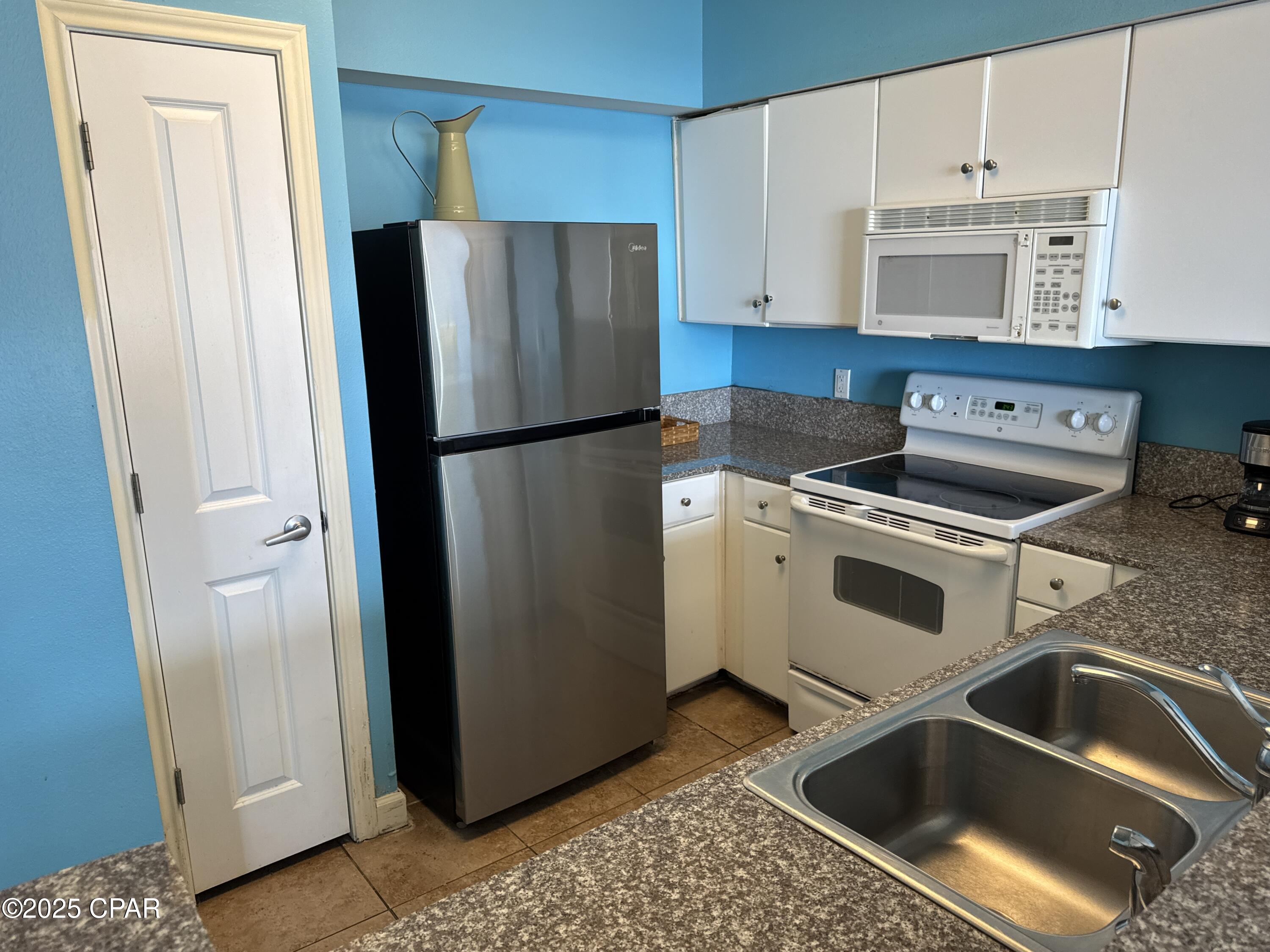 Image 9 For 9900 Thomas Drive 2016