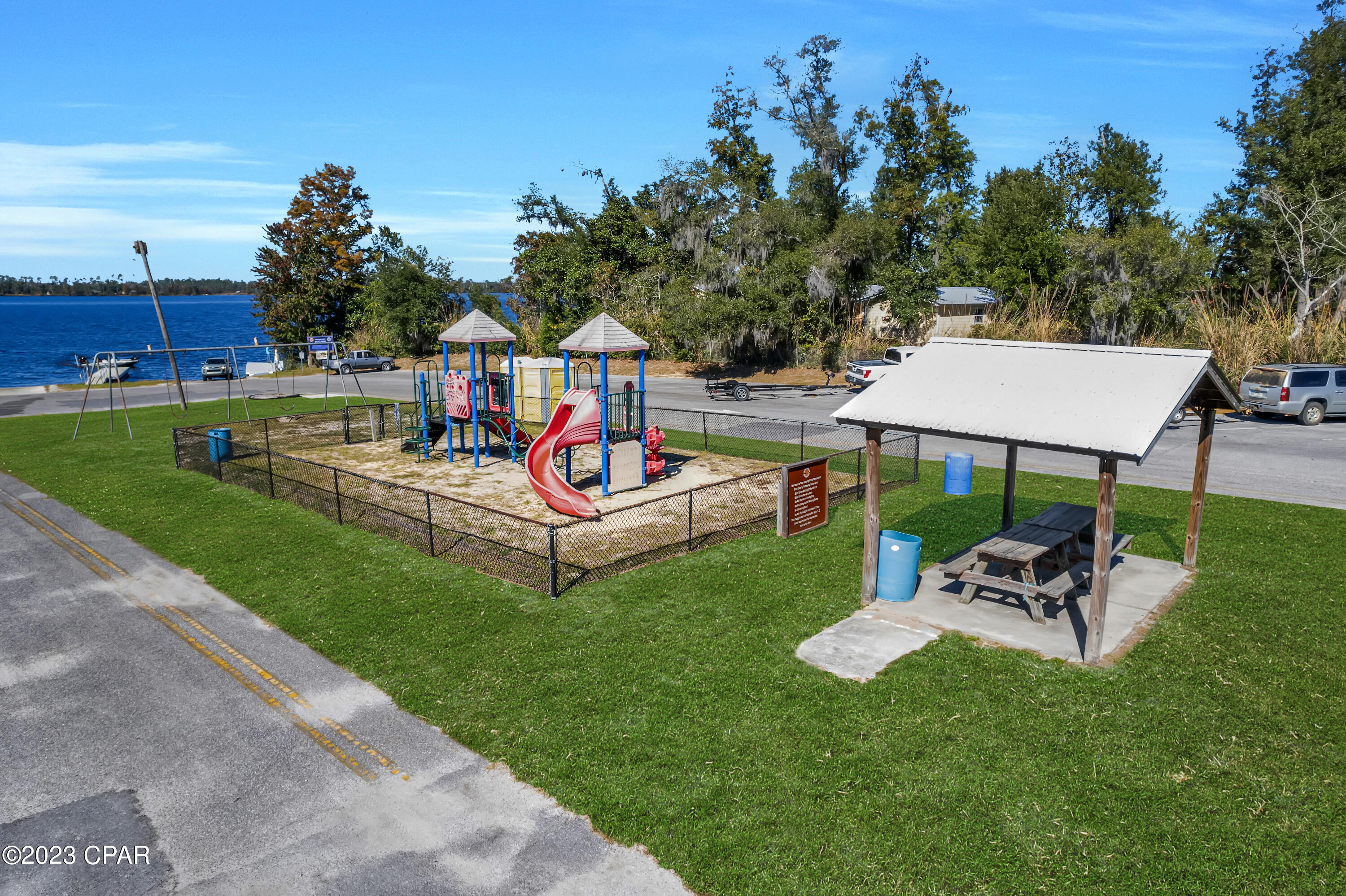 Listing photo id 26 for 5009 High Point Road