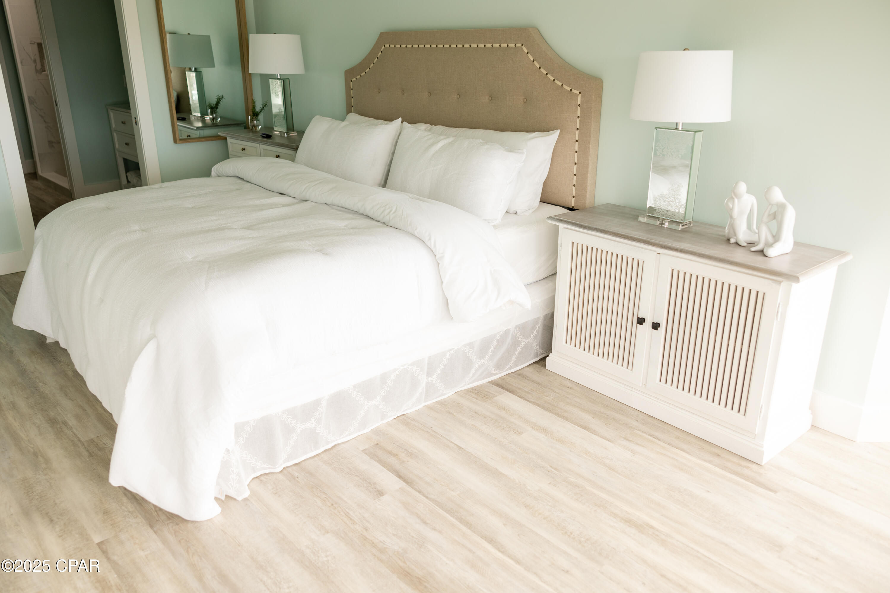 Image 24 For 4726 Bay Point Road 4204