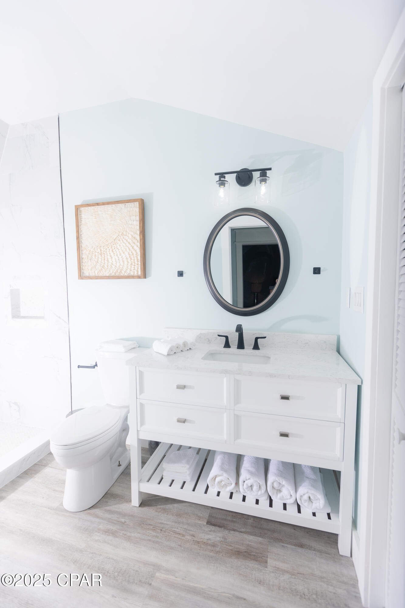 Image 3 For 4726 Bay Point Road 4204