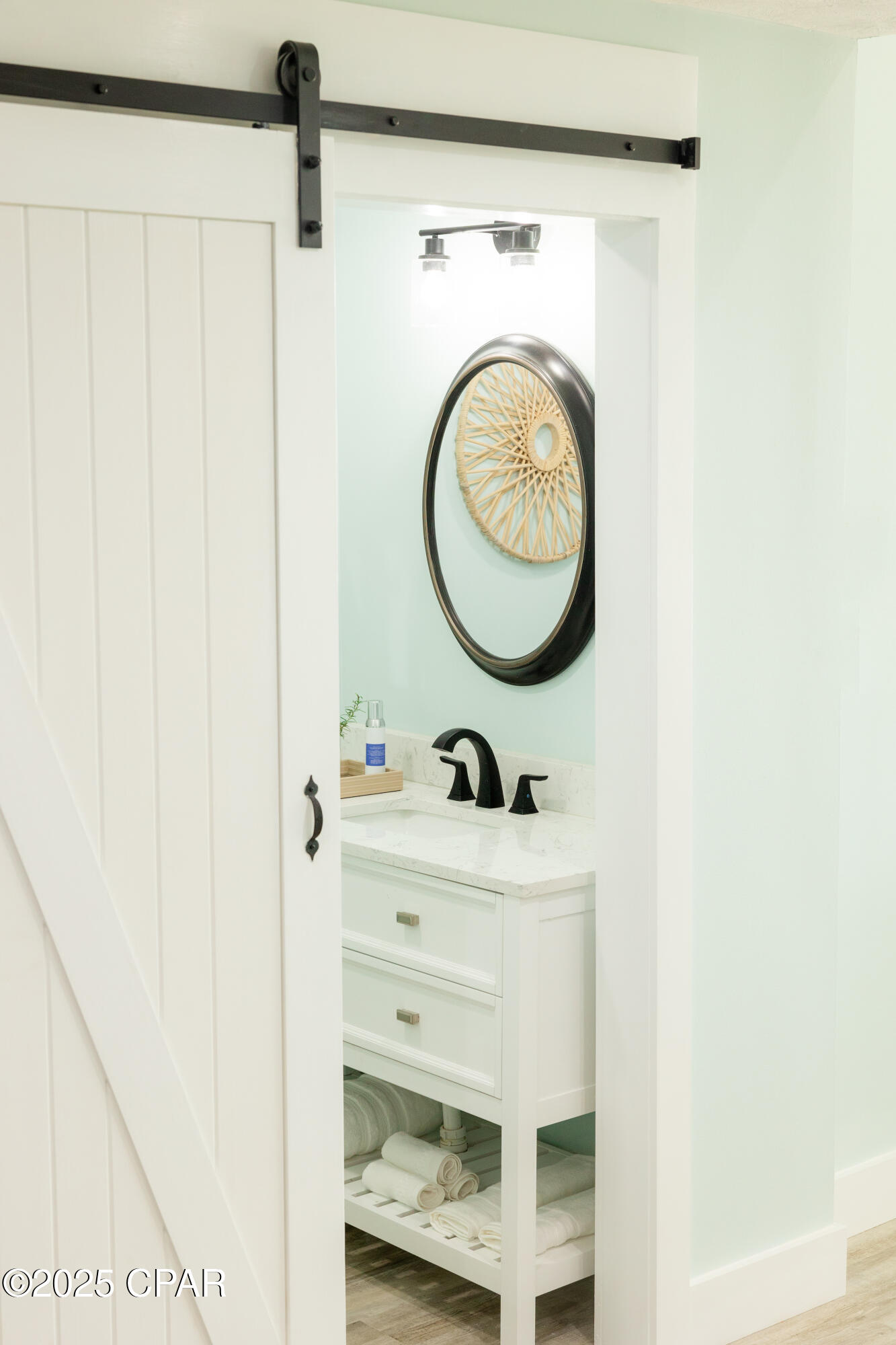 Image 31 For 4726 Bay Point Road 4204