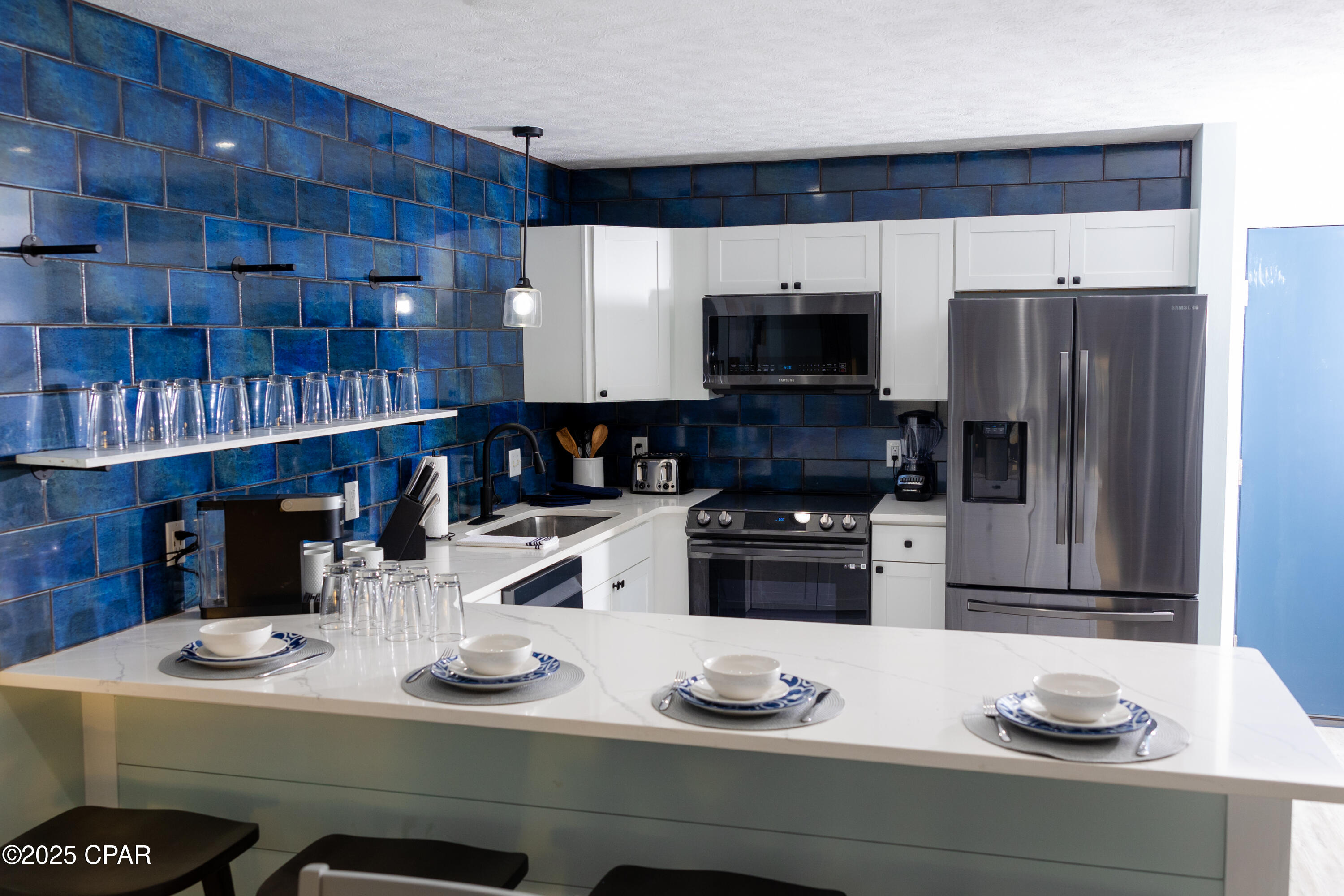 Listing photo id 47 for 4726 Bay Point Road 4204