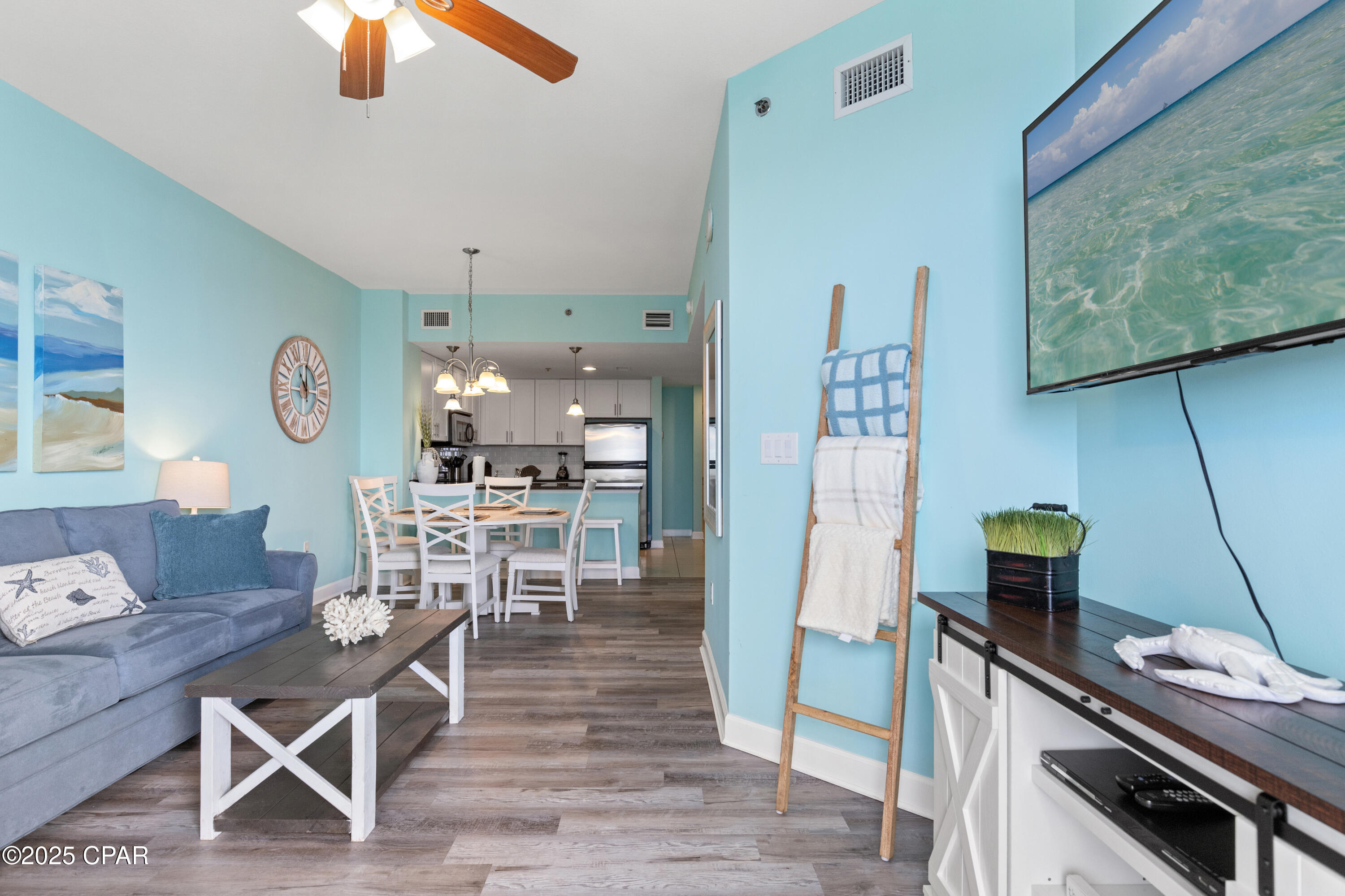 Image 8 For 11807 Front Beach Road 1902