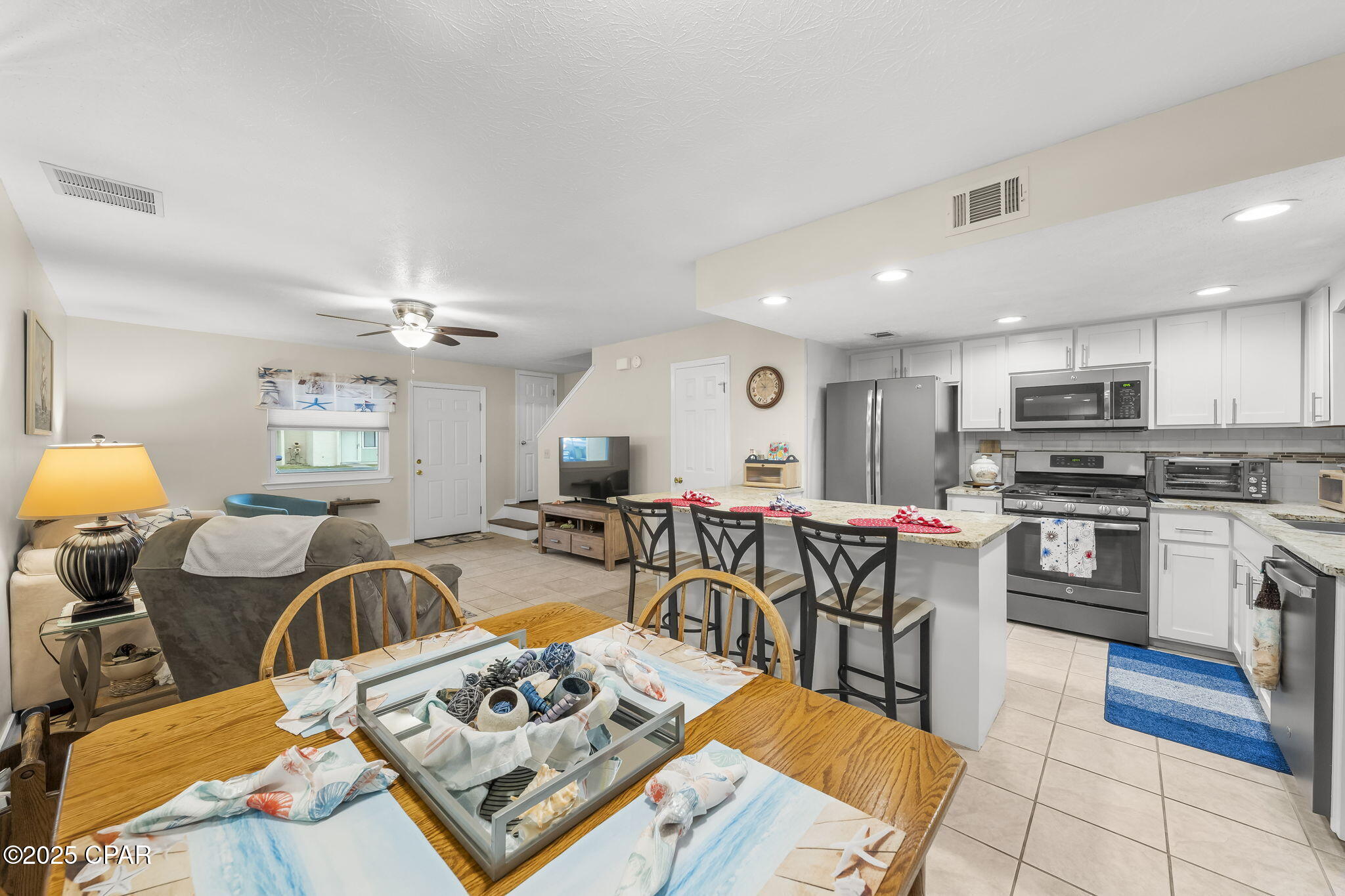 Image 14 For 116 W. Leslie Lane Lane