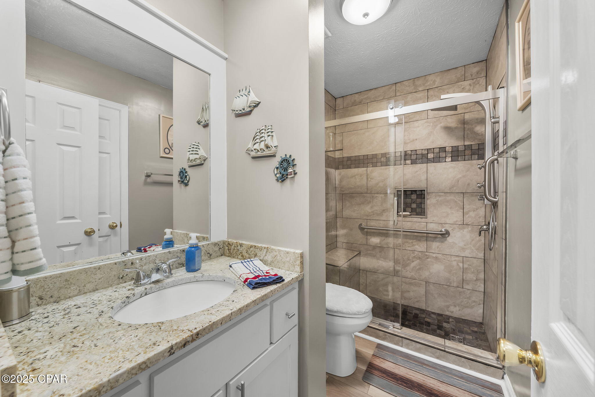 Image 25 For 116 W. Leslie Lane Lane