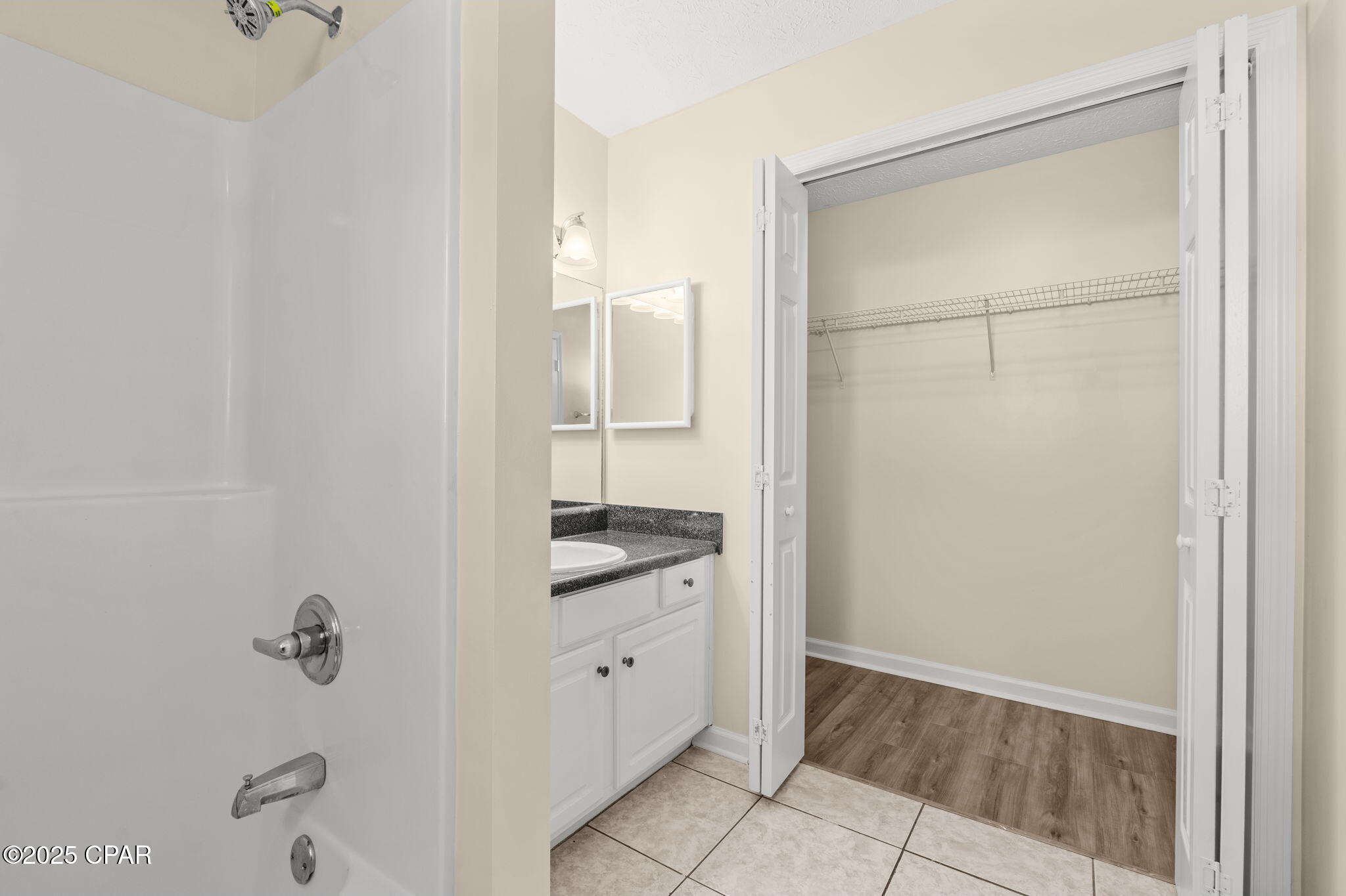 Image 20 For 186 White Cap Way