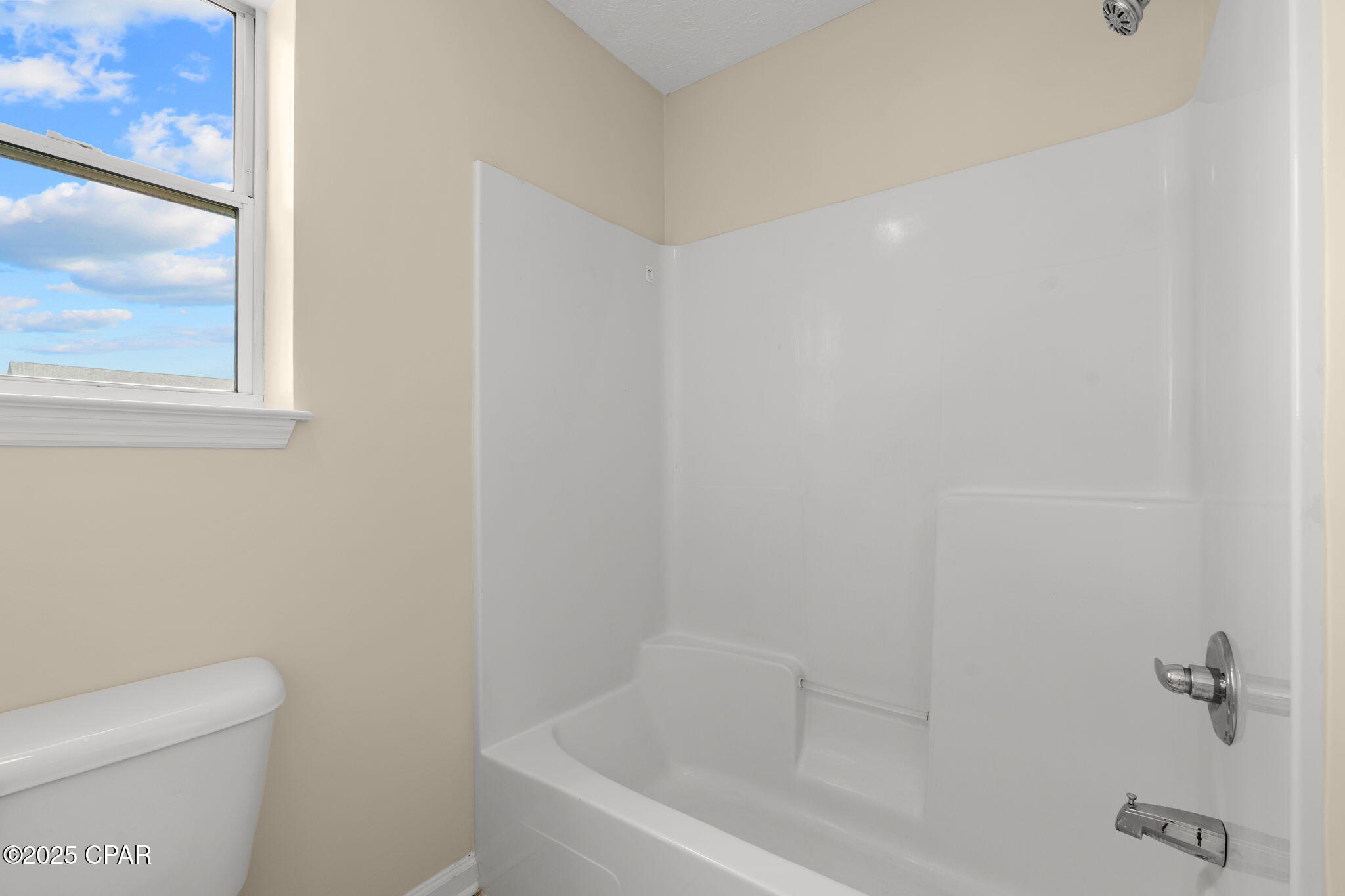 Image 21 For 186 White Cap Way