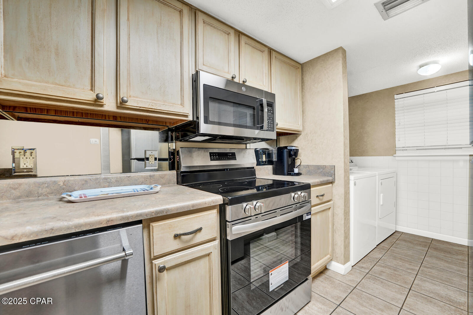 Image 23 For 4425 Thomas Drive 103t