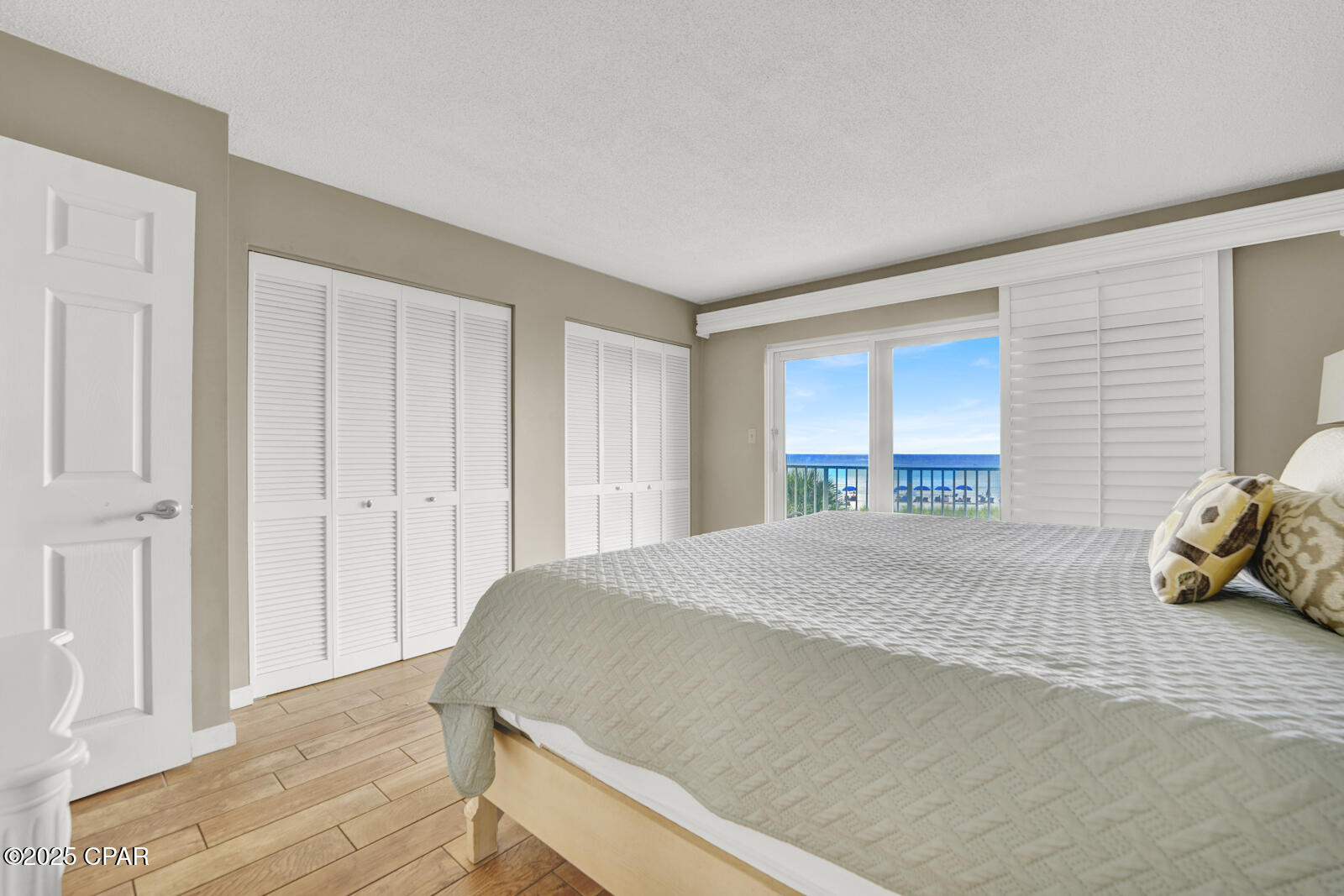 Image 9 For 4425 Thomas Drive 103t