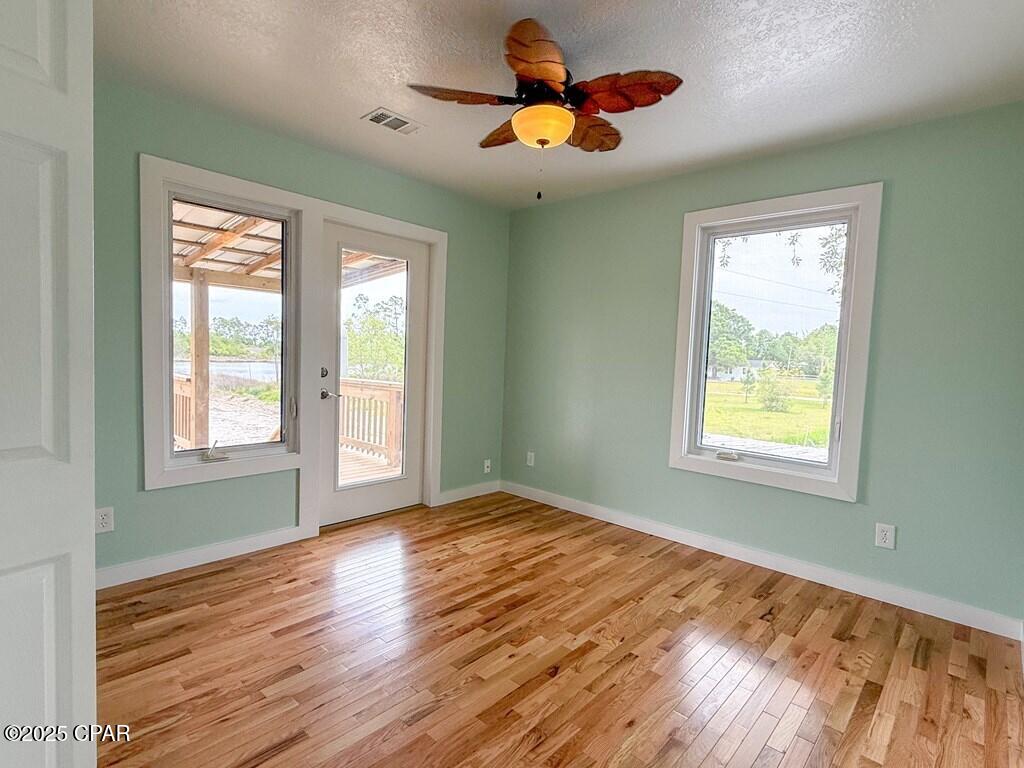 Image 20 For 178 Canal Drive