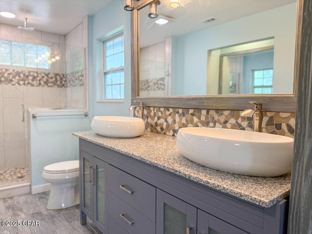 Image 27 For 178 Canal Drive