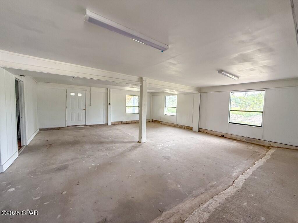 Image 44 For 178 Canal Drive