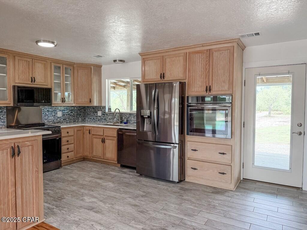 Image 7 For 178 Canal Drive