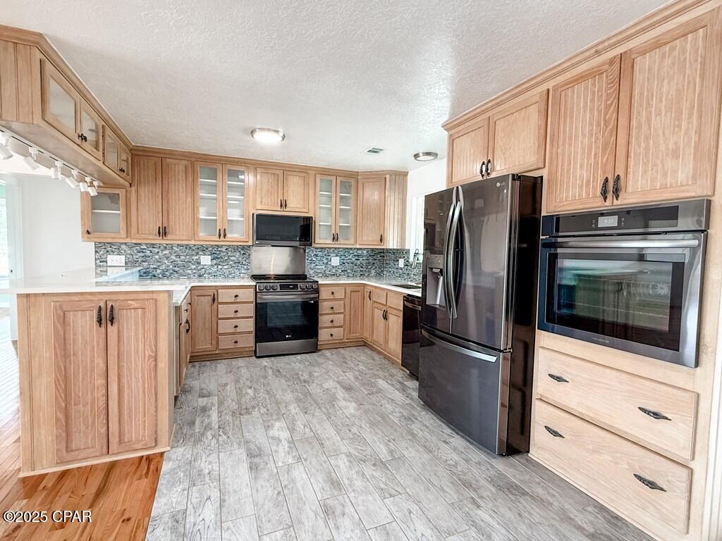 Image 8 For 178 Canal Drive