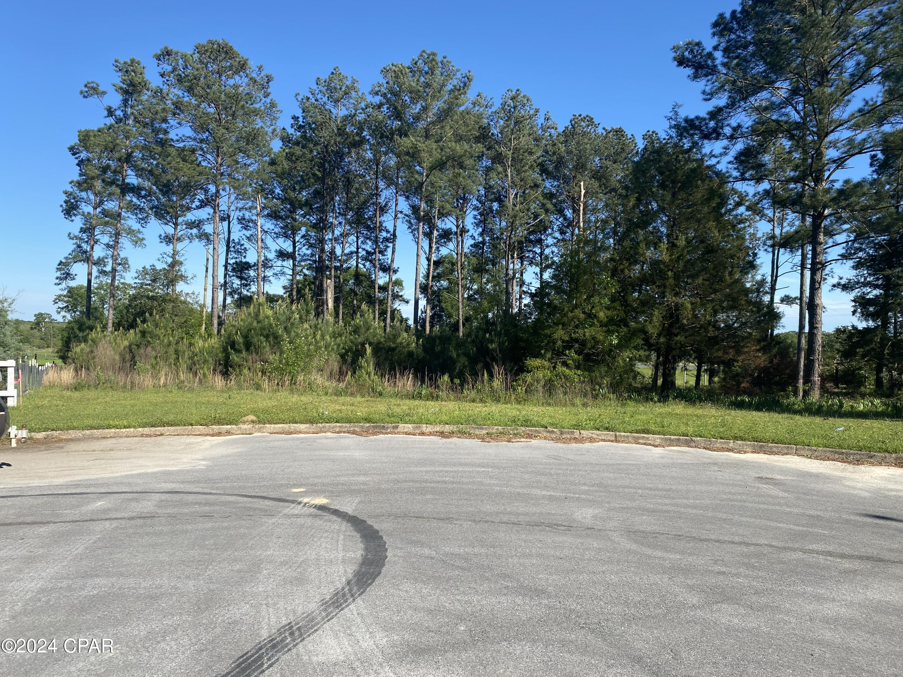 Homes for sale in Bonifay, FL | 2338 Sweetgum Dr, Bonifay, FL 32425 | MLS# 762659