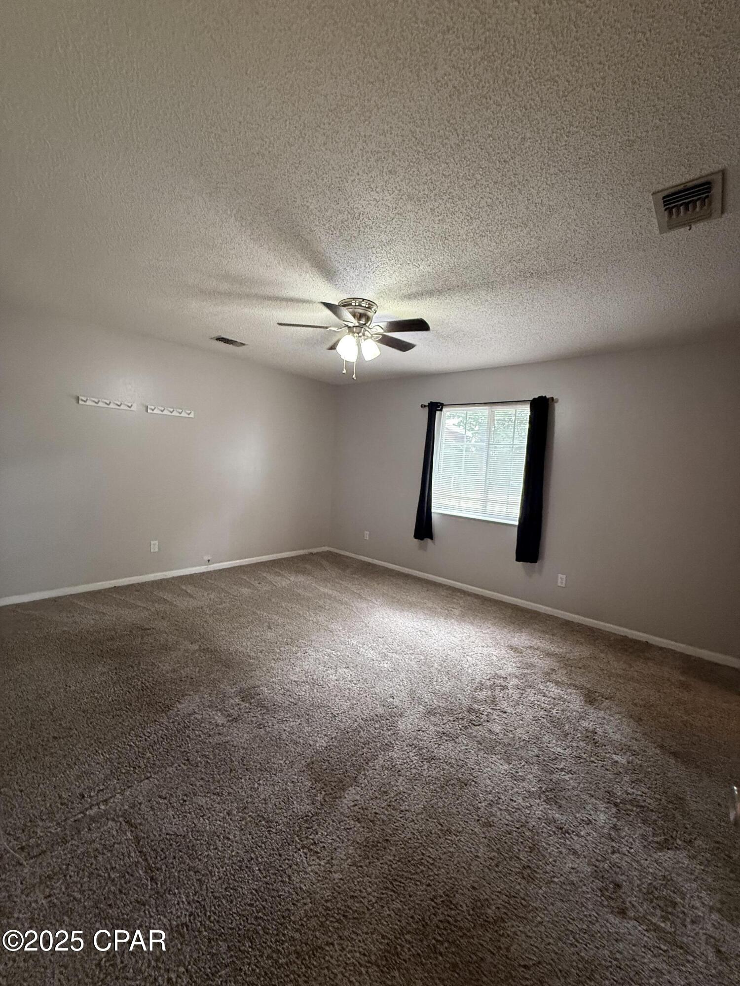 Listing photo id 17 for 5947 Highway 2