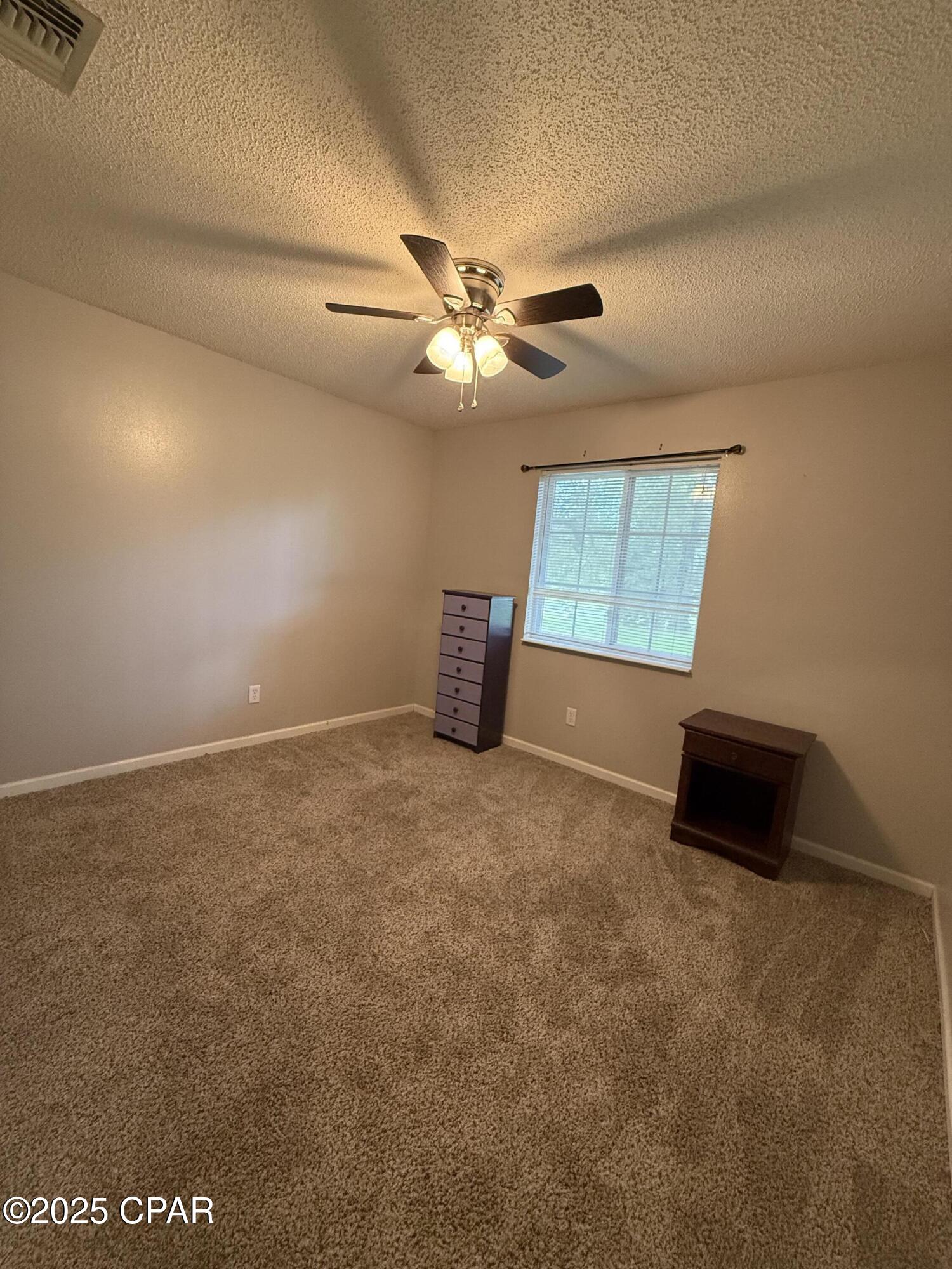 Listing photo id 20 for 5947 Highway 2