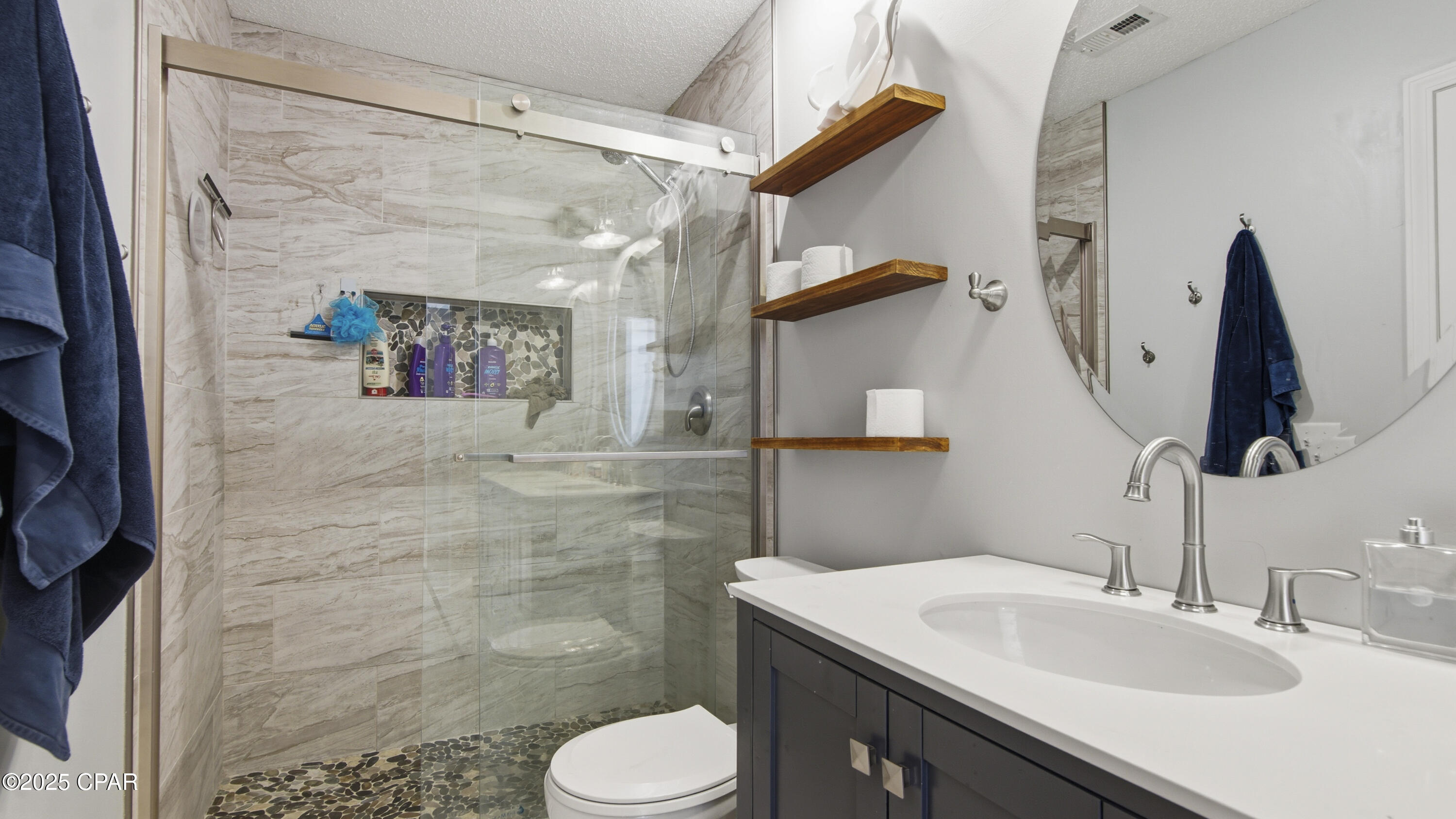 Image 16 For 17005 Guava Avenue