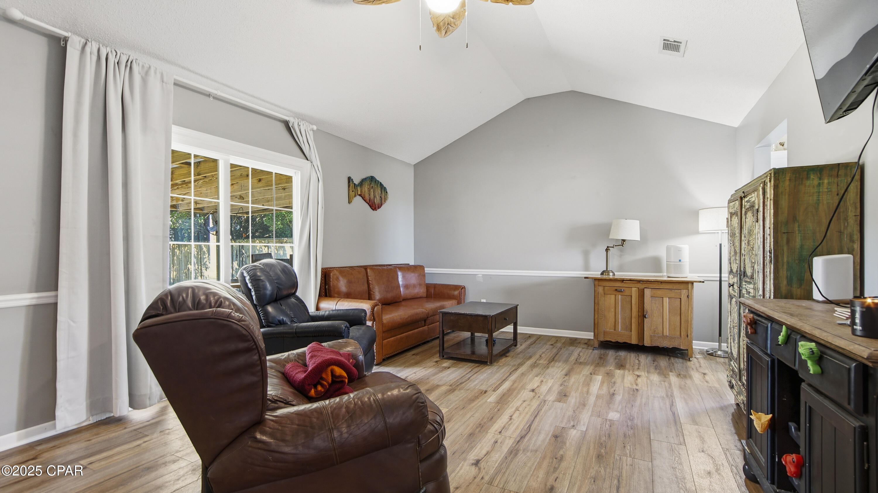 Image 18 For 17005 Guava Avenue