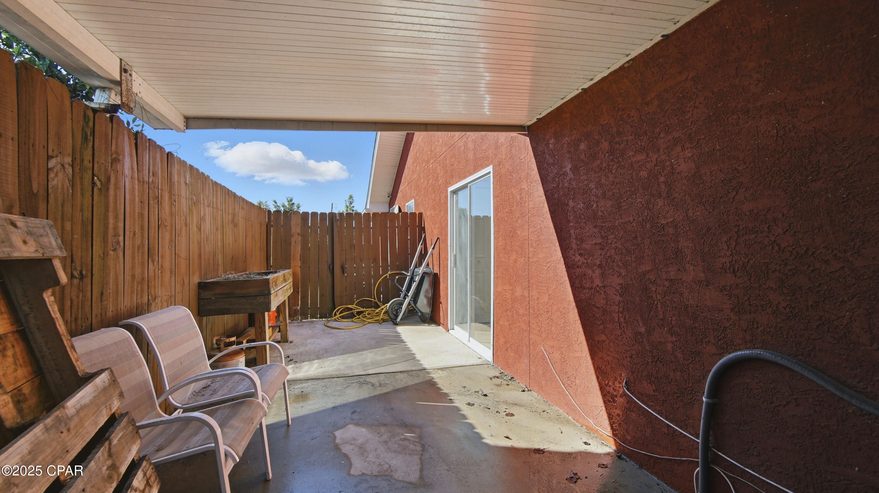 Image 25 For 17005 Guava Avenue