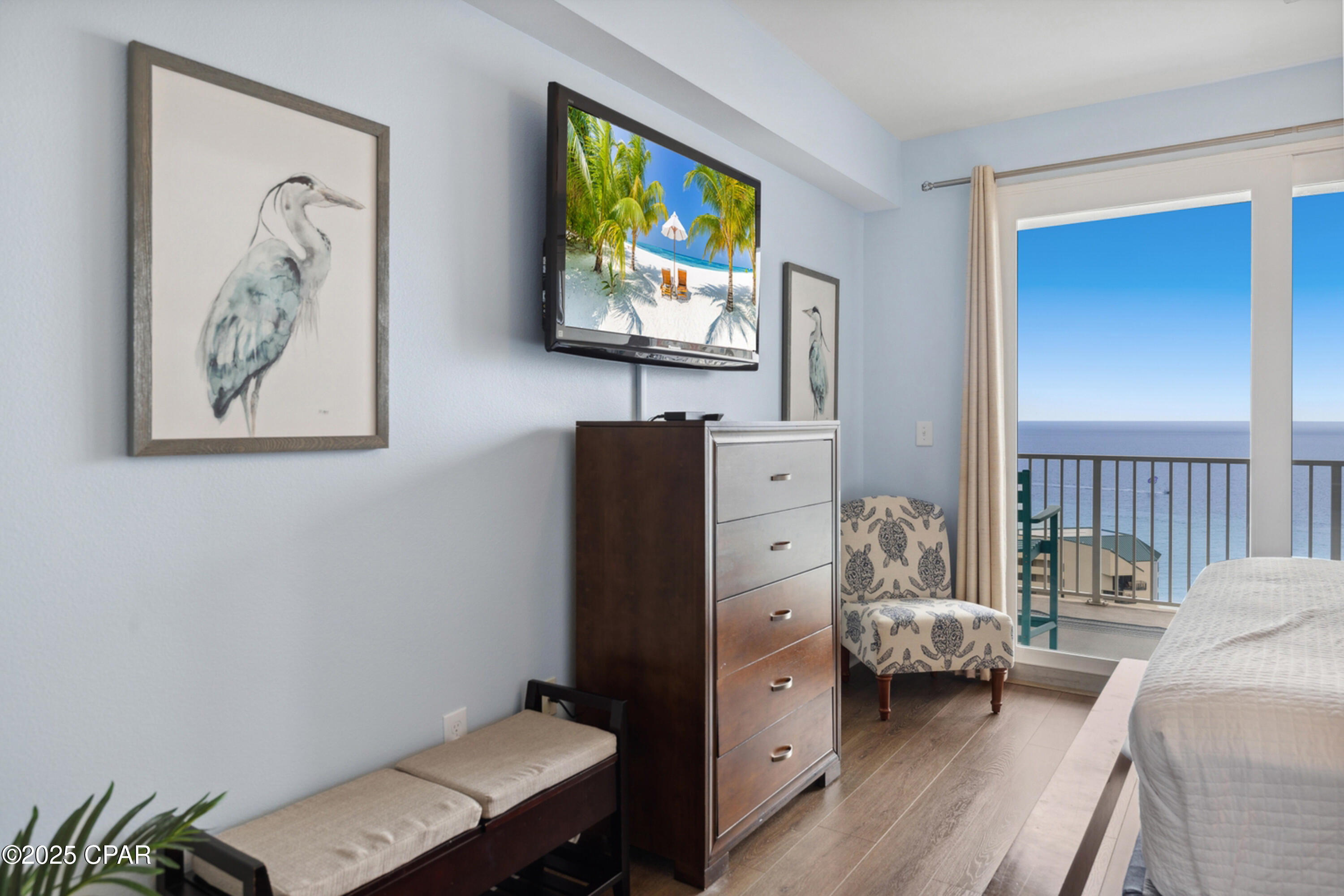 9860 S Thomas Drive 1824