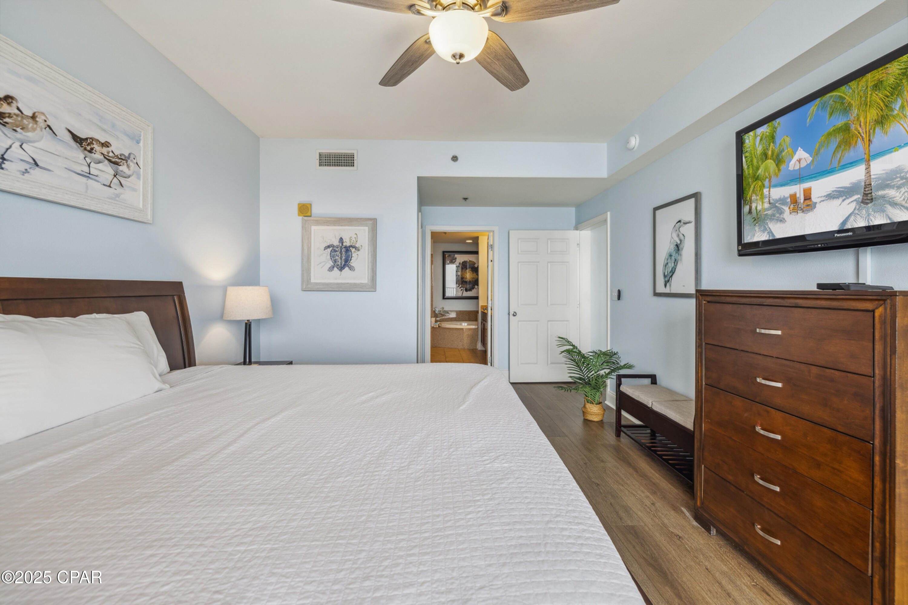 9860 S Thomas Drive 1824