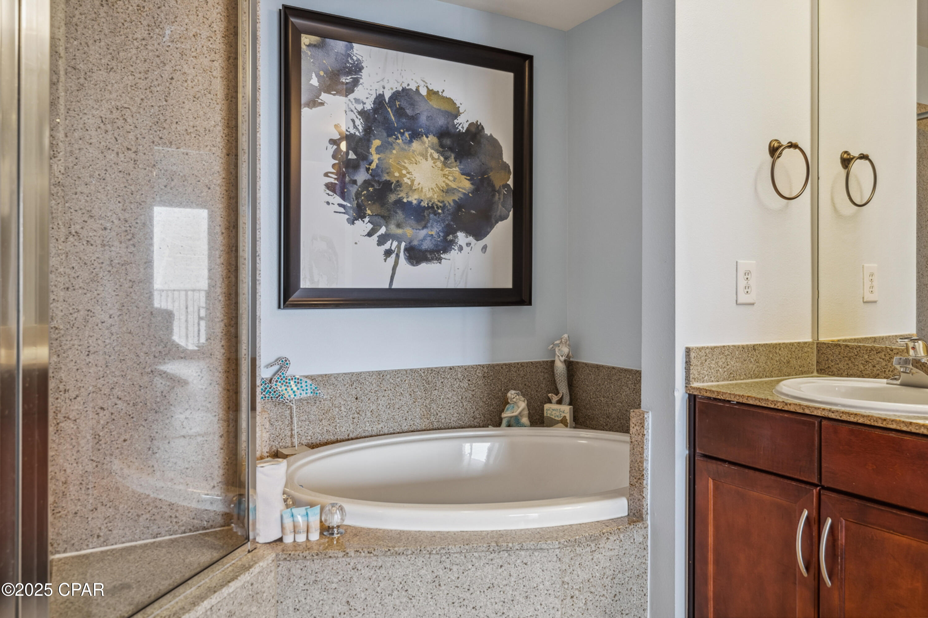 9860 S Thomas Drive 1824